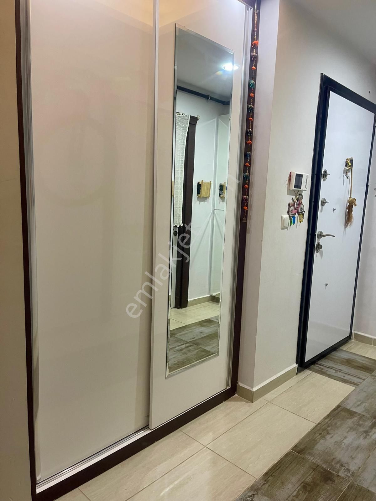 Antalya'nın Kalbinde Nezih Konumda Fırsat Eşyalı Satılık Daire - Görsel 14