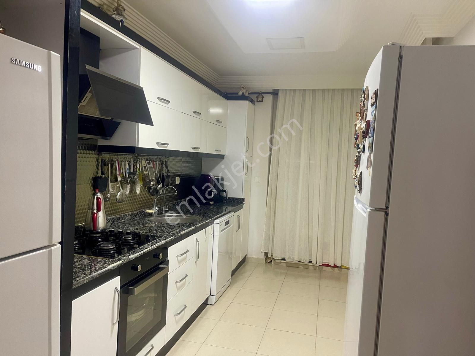 Antalya'nın Kalbinde Nezih Konumda Fırsat Eşyalı Satılık Daire - Görsel 18