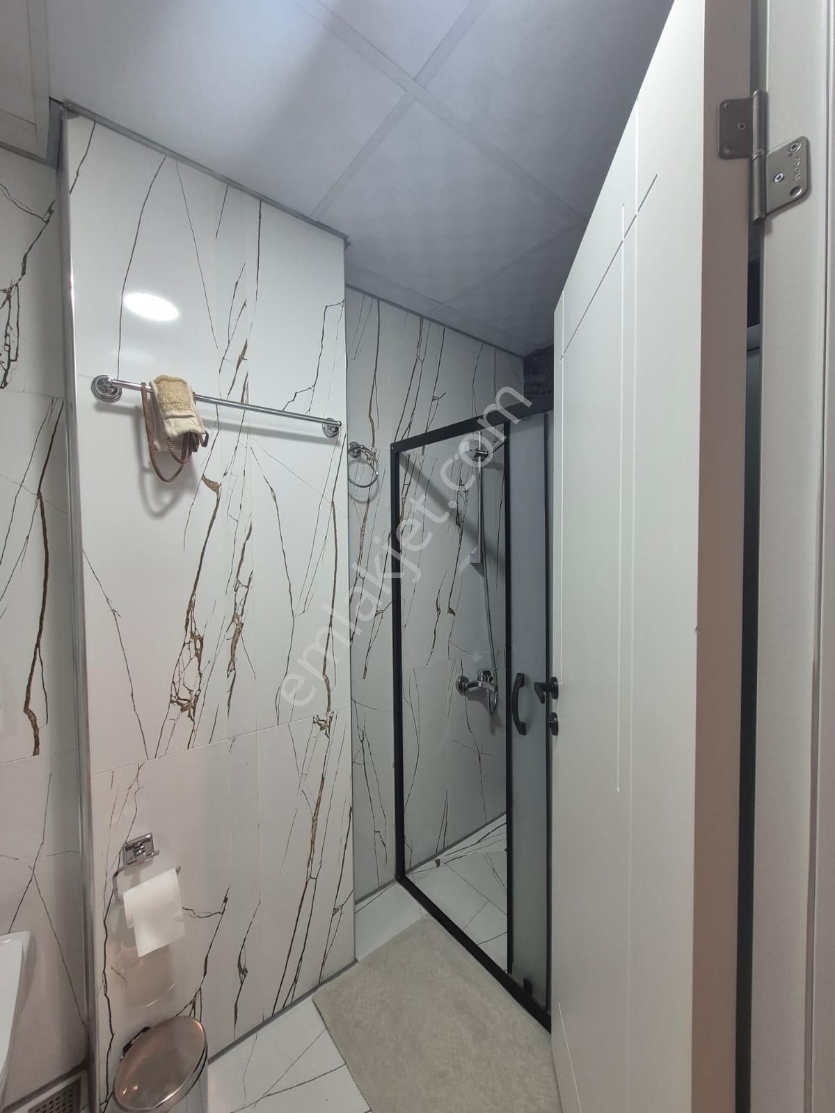 Rumeli World'den Burhaniye Merkezde Eşyalı Kiralık 1+1 Daire - Görsel 15