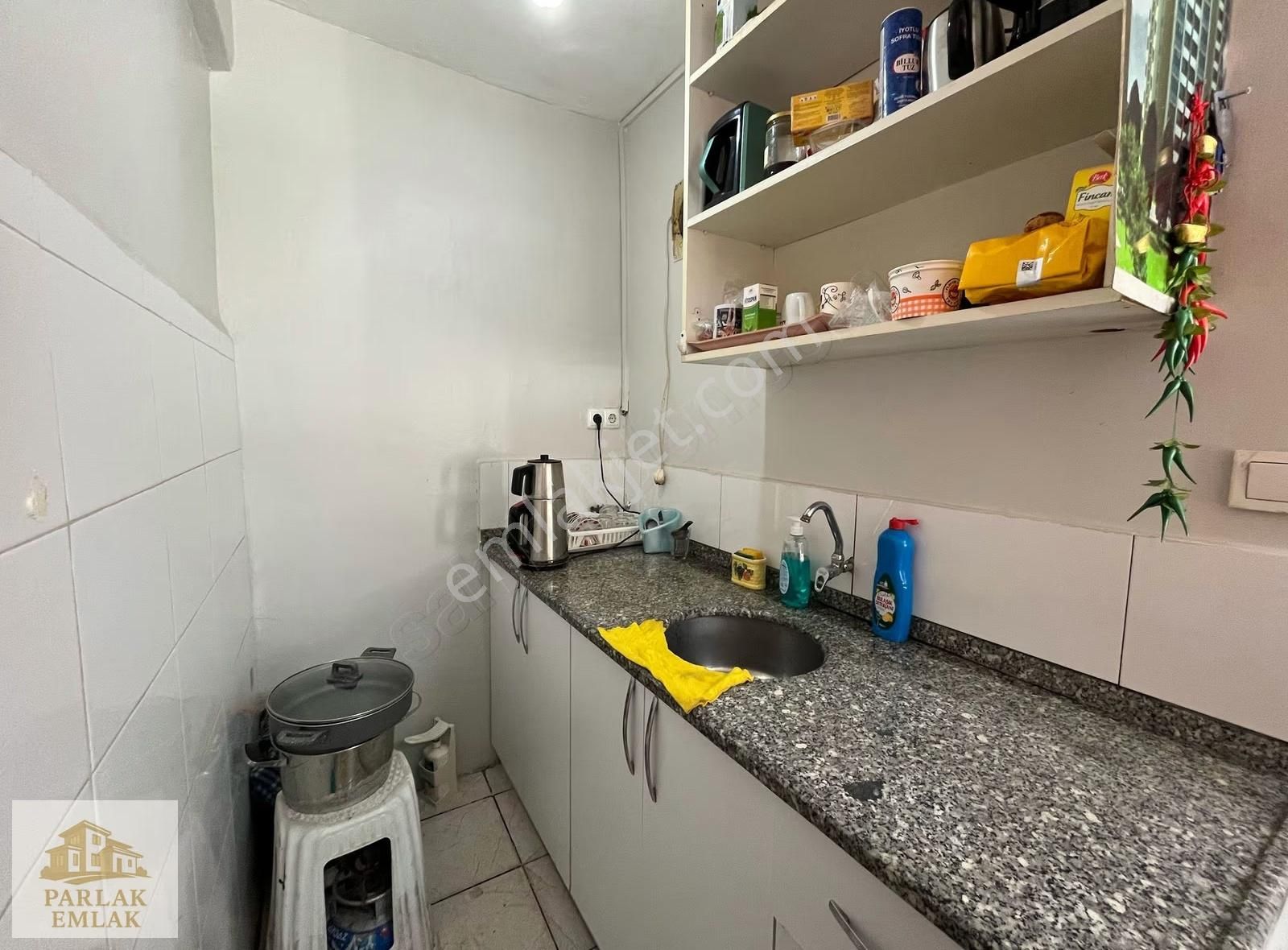 Parlak'tan Üsküdar En İşlek Caddede Prestijli Konumda Fırsat^^* - Görsel 17