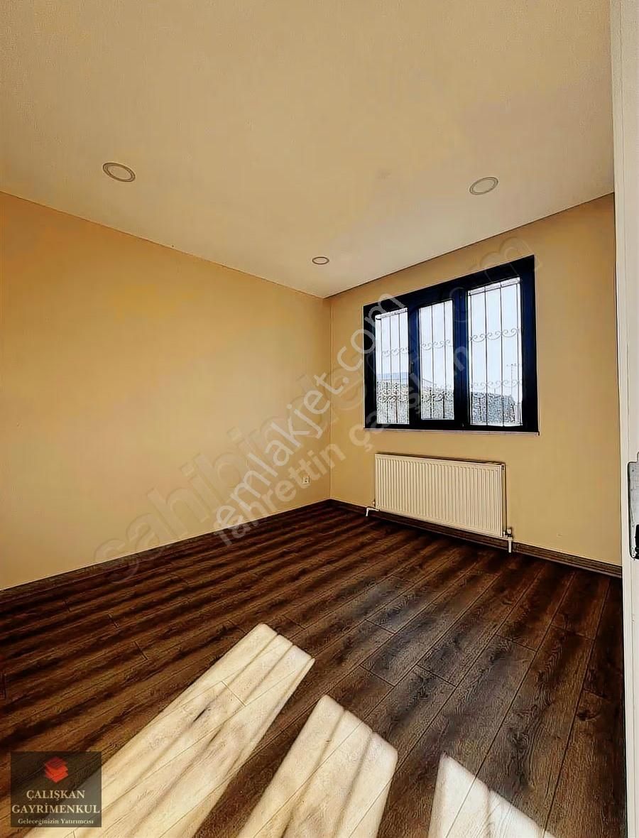 Adnan Menderes Mahallesinde 220 M2 Arsa İçerisinde Müstakil 2+1 - Görsel 26