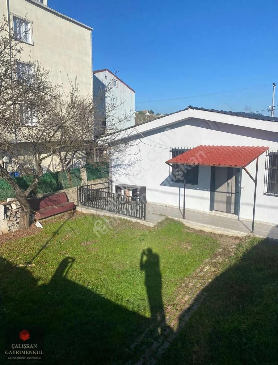 Adnan Menderes Mahallesinde 220 M2 Arsa İçerisinde Müstakil 2+1 - Görsel 9