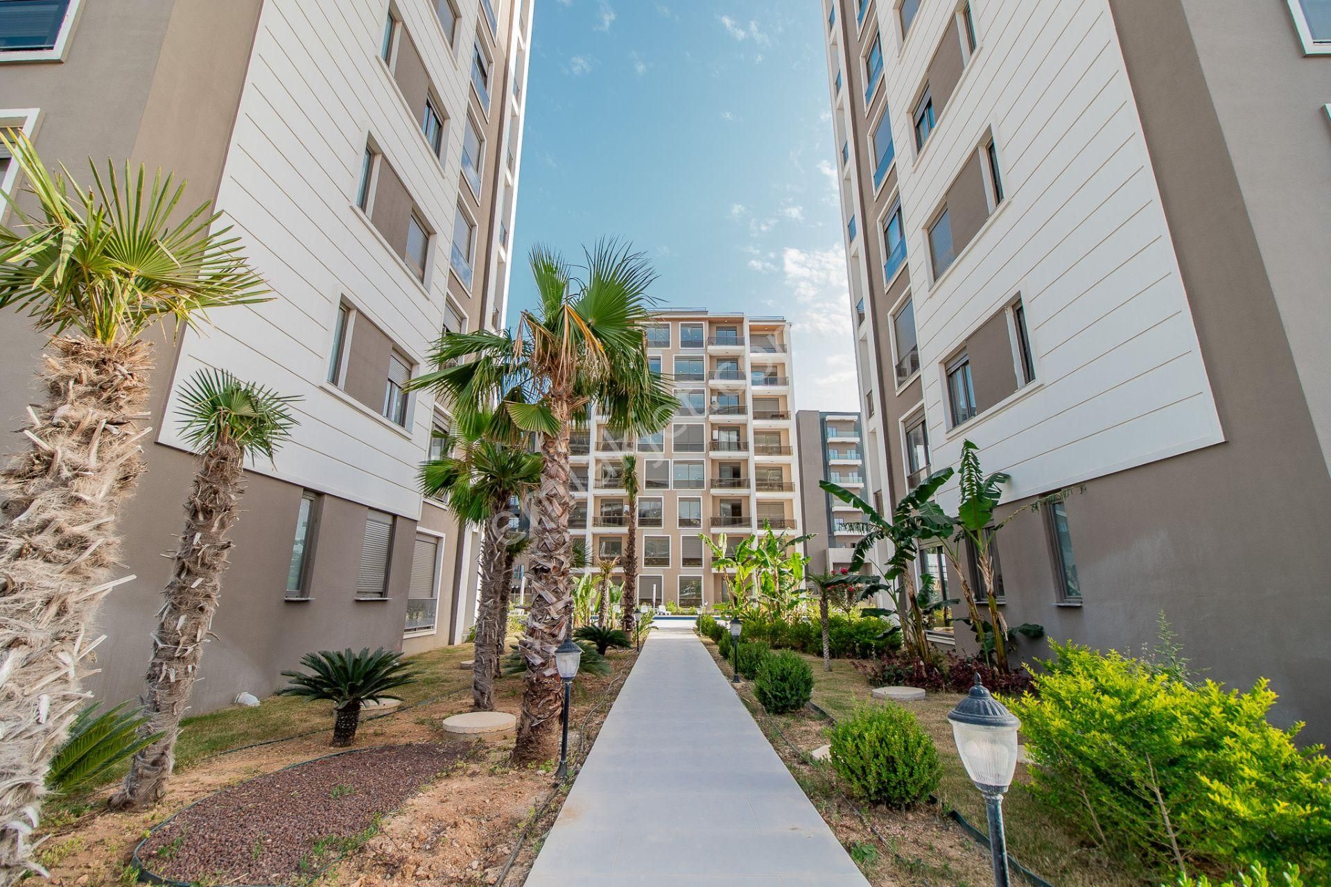 The Viole Sitesinde Bahçe Kullanımlı 2+1 Lüks Daire - Görsel 24