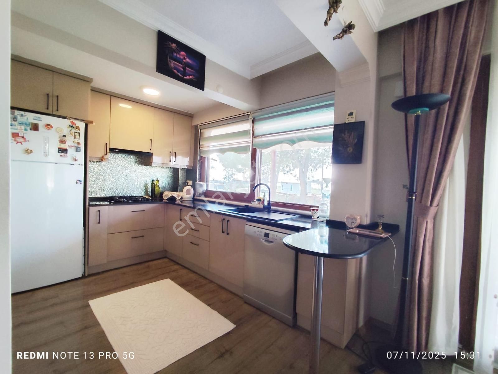 Ayvalık Altınova’da Deniz Manzaralı 3+1 Tripleks Villa - Görsel 19