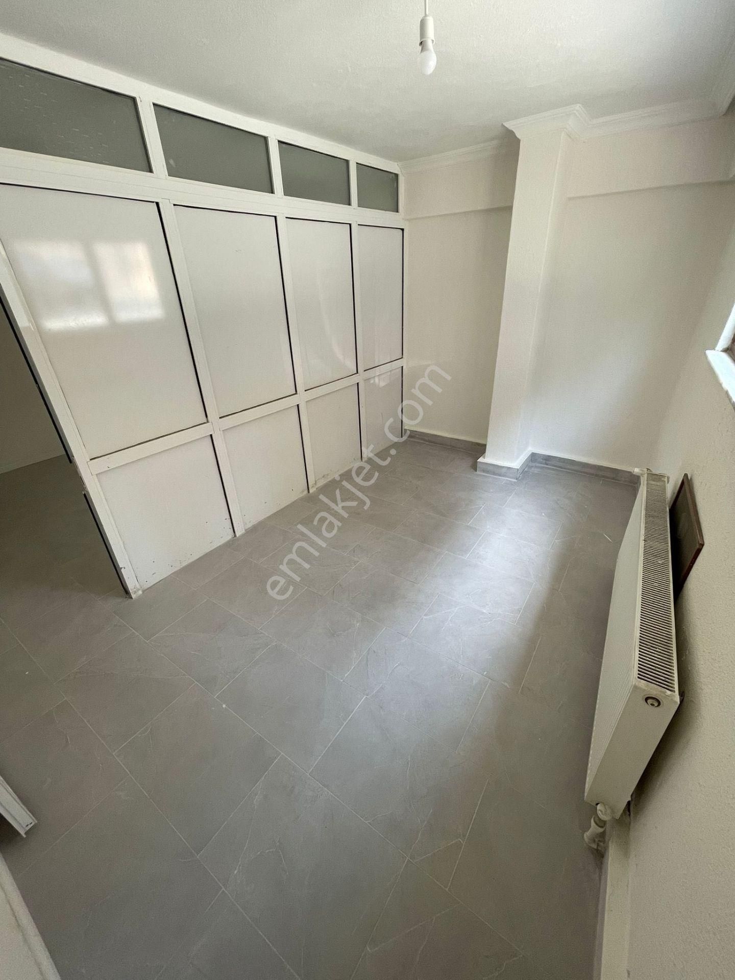 Eylül Gayrimenkul'den Satılık Altıntaş'ta Doğalgazlı Masrafsız Daire - Görsel 7