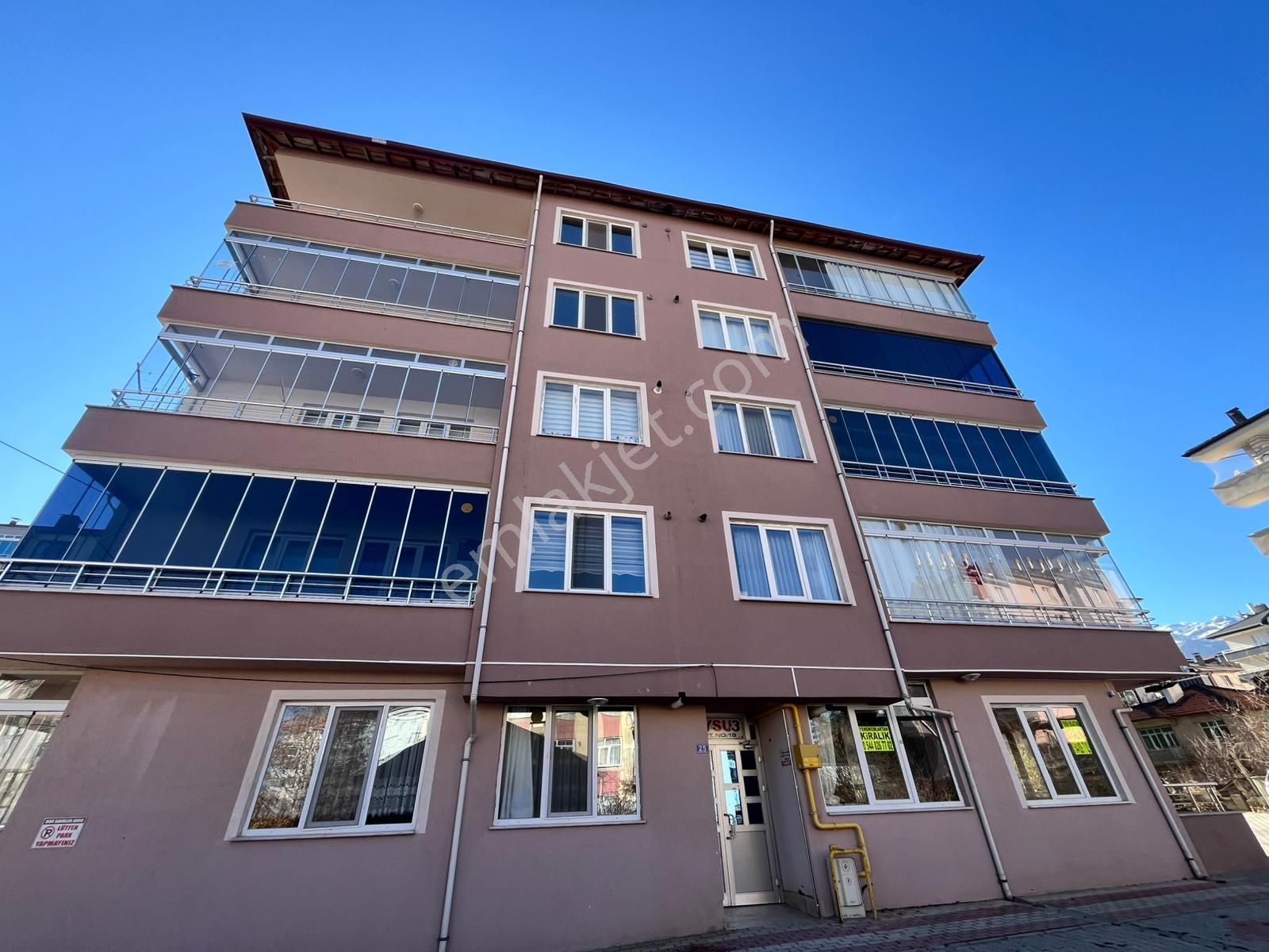Karakaya Gayrimenkulden Şehir Merkezinde, Sıfır Ayarında, Geniş Ve Konforlu 3+1 Kiralık - Görsel 6