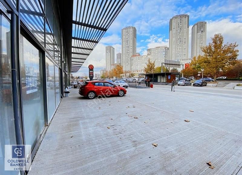 Anadolu Bulvarı Autozone Prestijli Galeriler İçin Kiralık Dükkan - Görsel 12