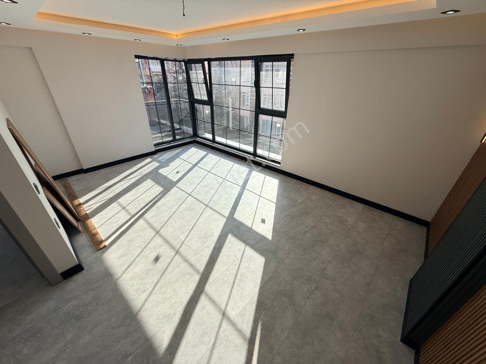 Lüxova'dan Tunalı Yakını Sıfır Ultra Lüx Yapılı 3+1 Kupon Dublex