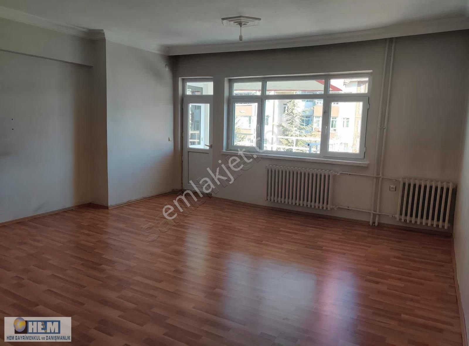 Ostim Serhat Mahallesinde 150 Evler Sitesinde Kiralık 3+1 Daire - Görsel 15