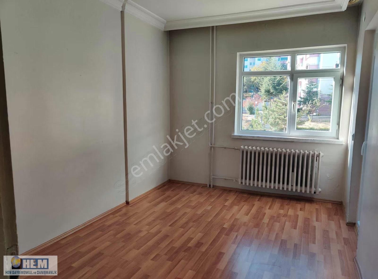 Ostim Serhat Mahallesinde 150 Evler Sitesinde Kiralık 3+1 Daire - Görsel 8