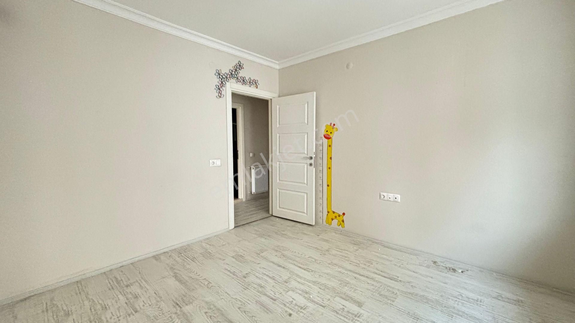 Recep Ümit'ten Çamlıca Mallesinde 2+1 Satılık Daire Nü-1 - Görsel 13