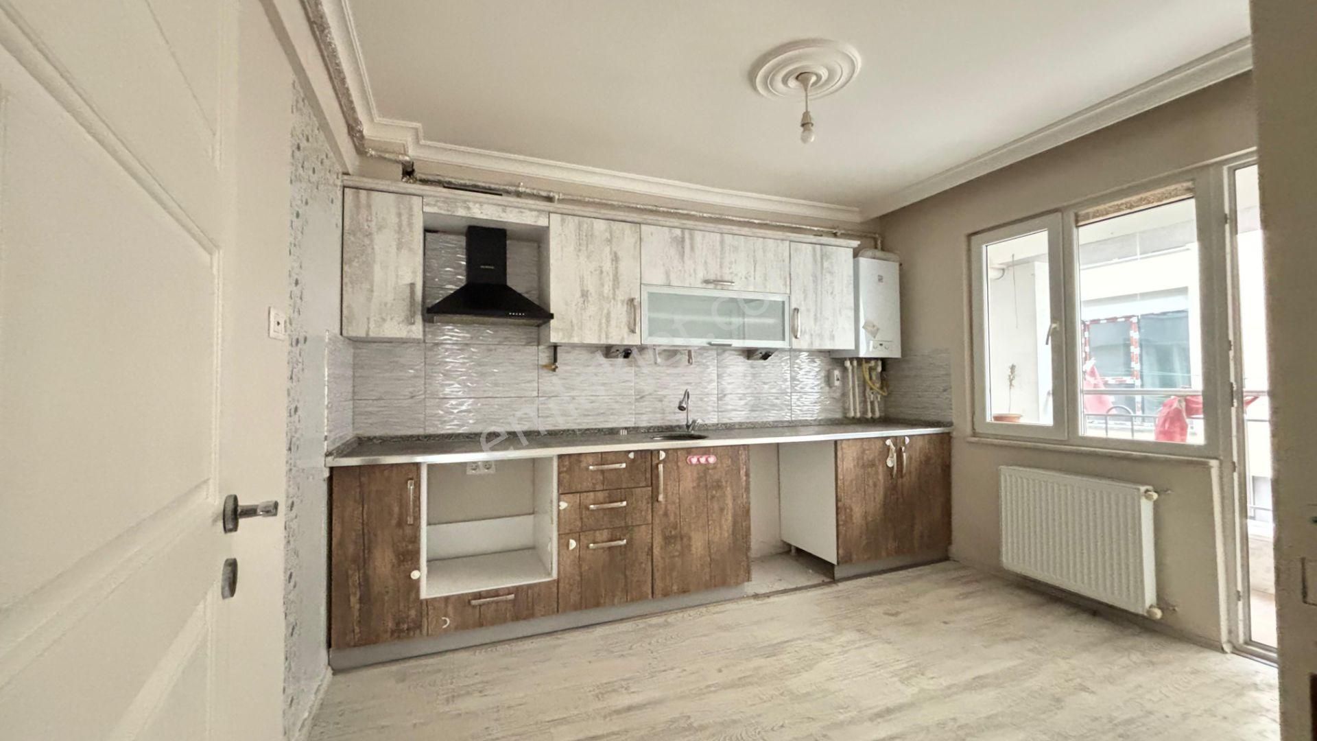 Recep Ümit'ten Çamlıca Mallesinde 2+1 Satılık Daire Nü-1 - Görsel 4