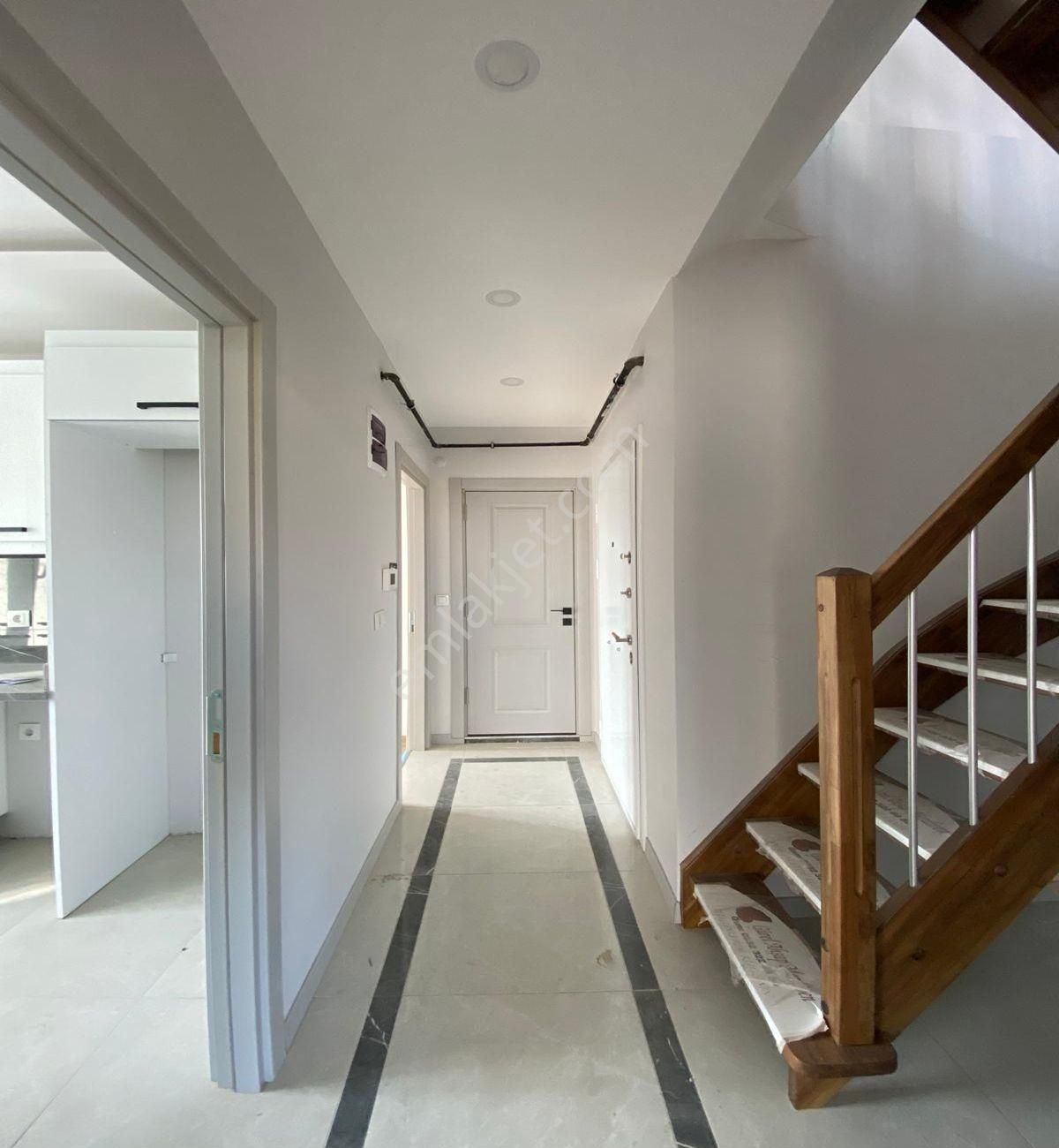 Avcılar Merkezde 3+2 Sıfır Kullanışlı Dublex - Görsel 22