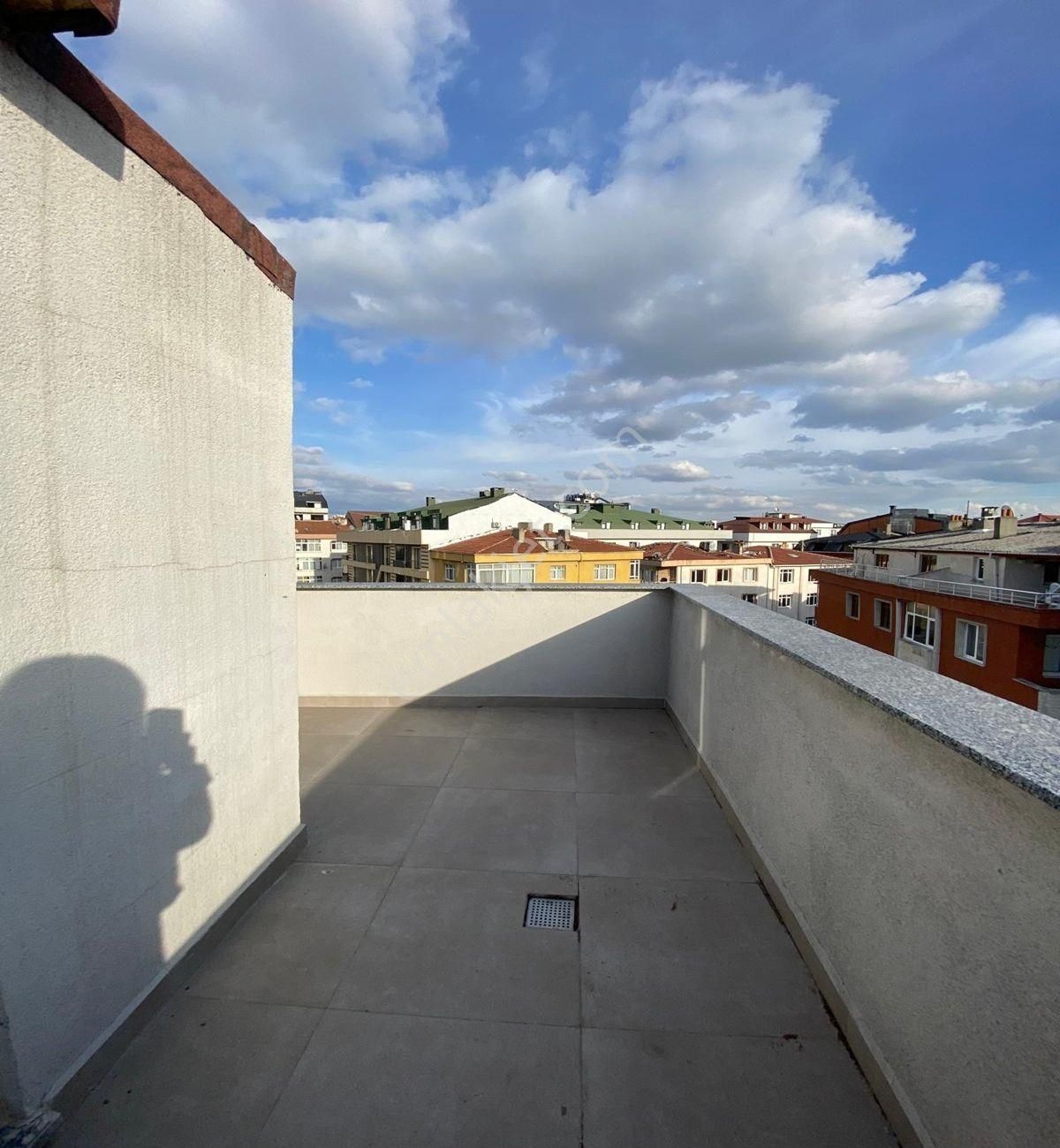 Avcılar Merkezde 3+2 Sıfır Kullanışlı Dublex - Görsel 9