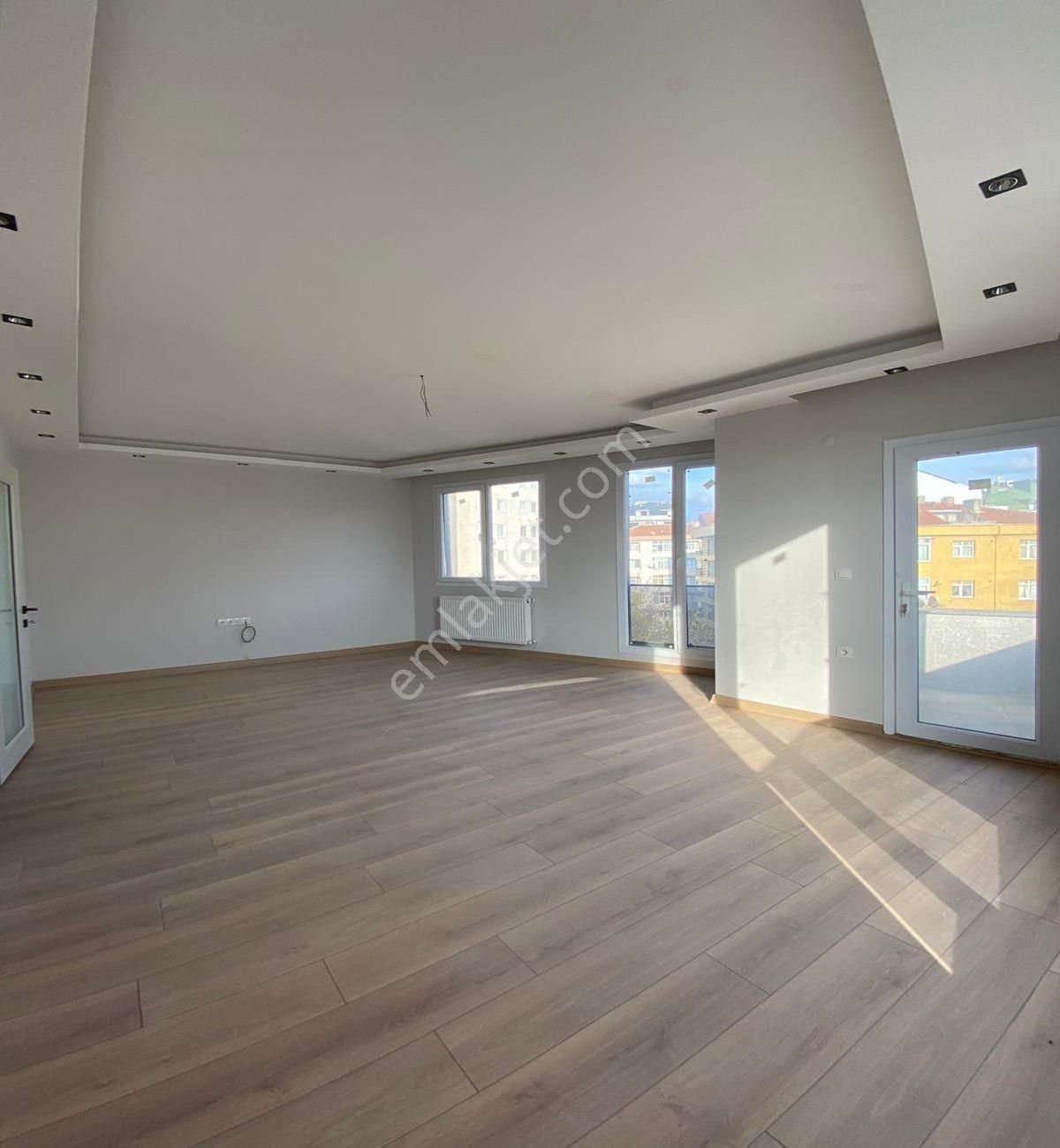 Avcılar Merkezde 3+2 Sıfır Kullanışlı Dublex - Görsel 4