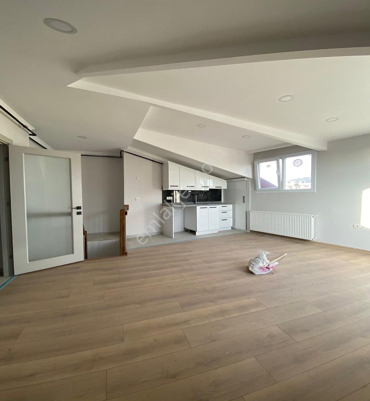 Avcılar Merkezde 3+2 Sıfır Kullanışlı Dublex - Görsel 5