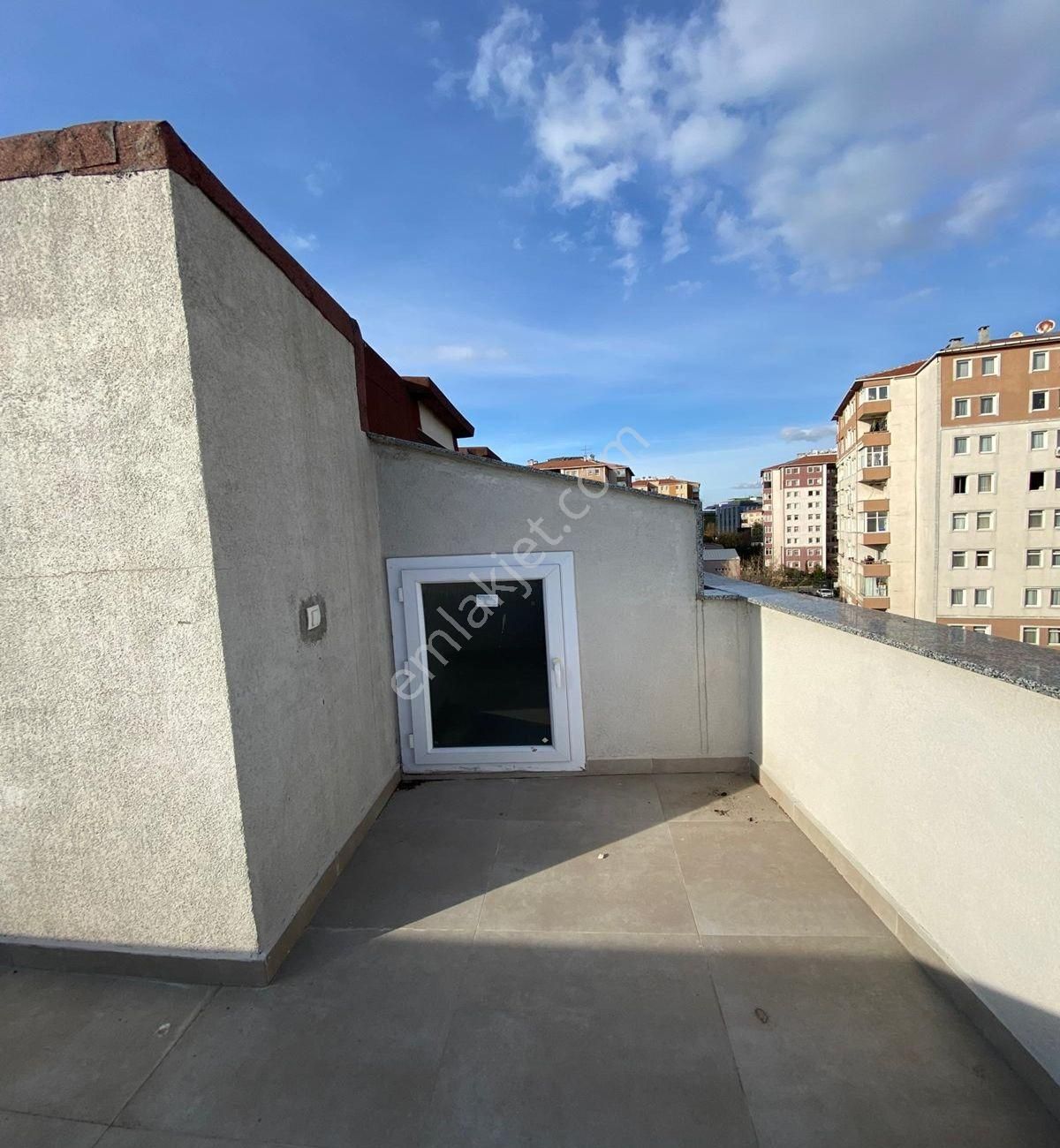 Avcılar Merkezde 3+2 Sıfır Kullanışlı Dublex - Görsel 2