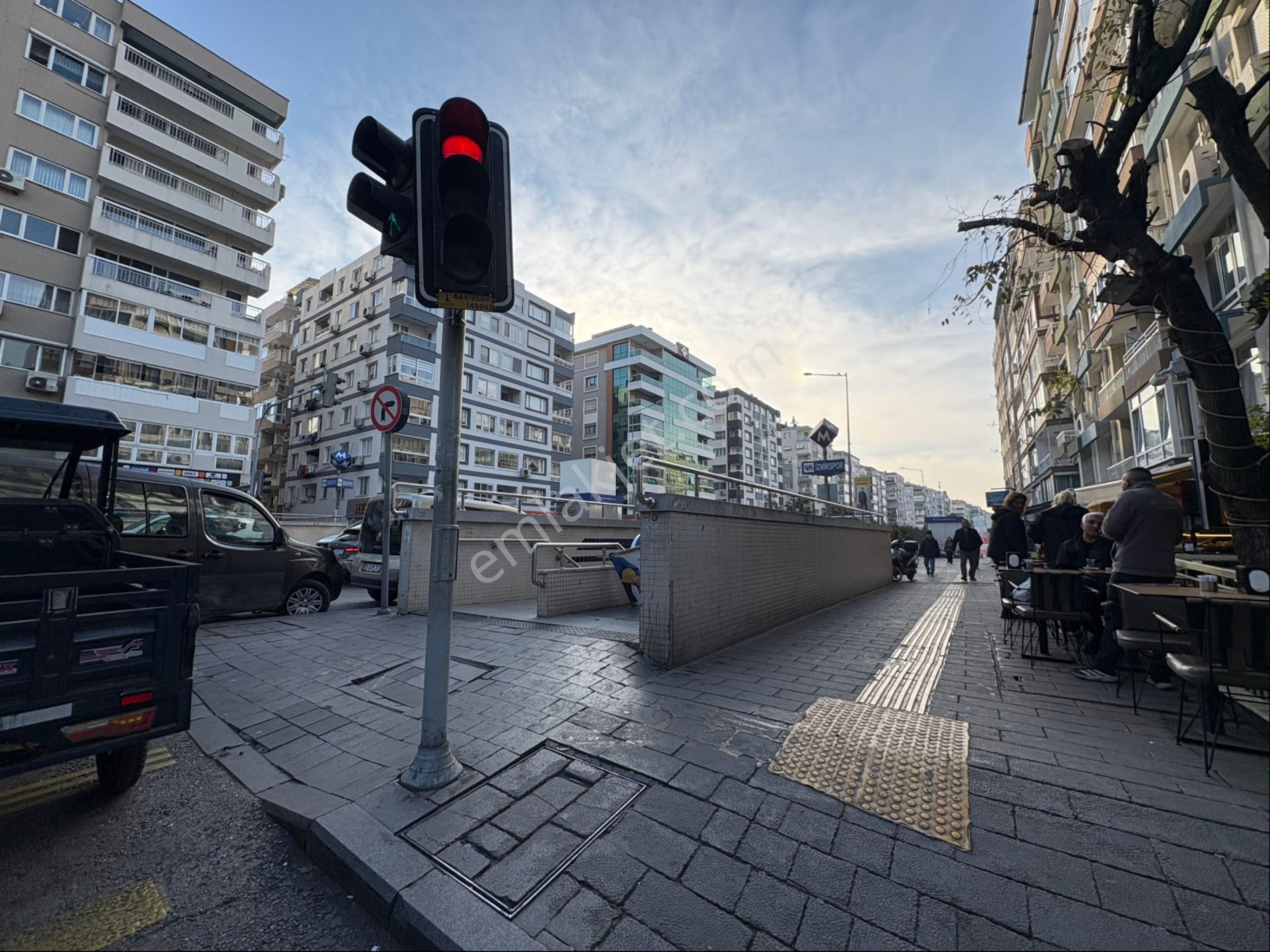 İzmir İnönü Cadde Paraleli Hatay Askeri Hastane Yanı 3+1 Kombili Kiralık Daire - Görsel 34