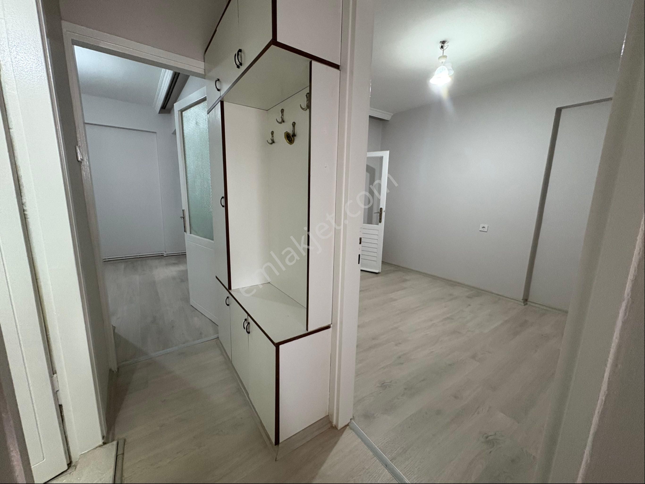 İzmir İnönü Cadde Paraleli Hatay Askeri Hastane Yanı 3+1 Kombili Kiralık Daire - Görsel 21