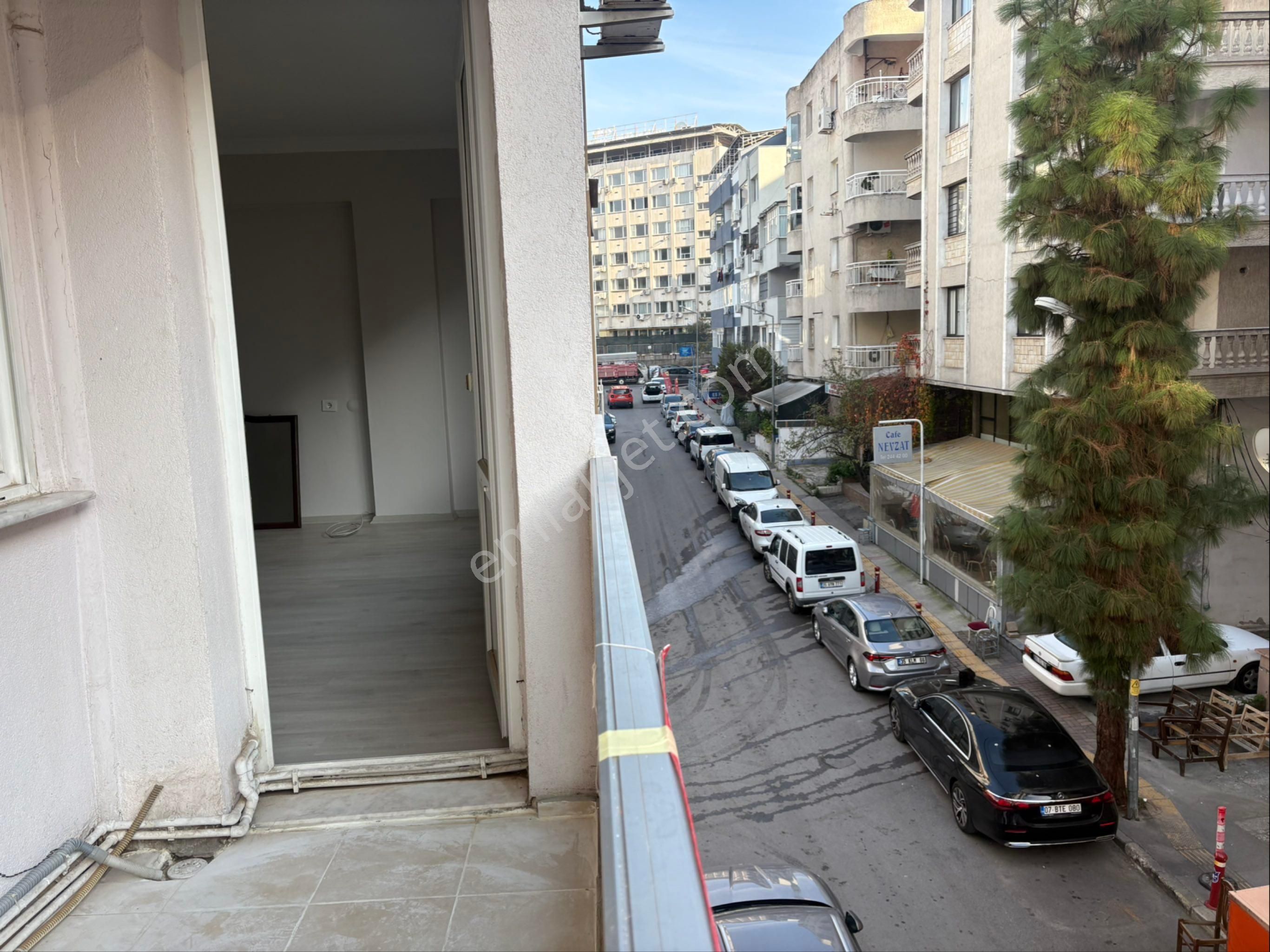 İzmir İnönü Cadde Paraleli Hatay Askeri Hastane Yanı 3+1 Kombili Kiralık Daire - Görsel 30
