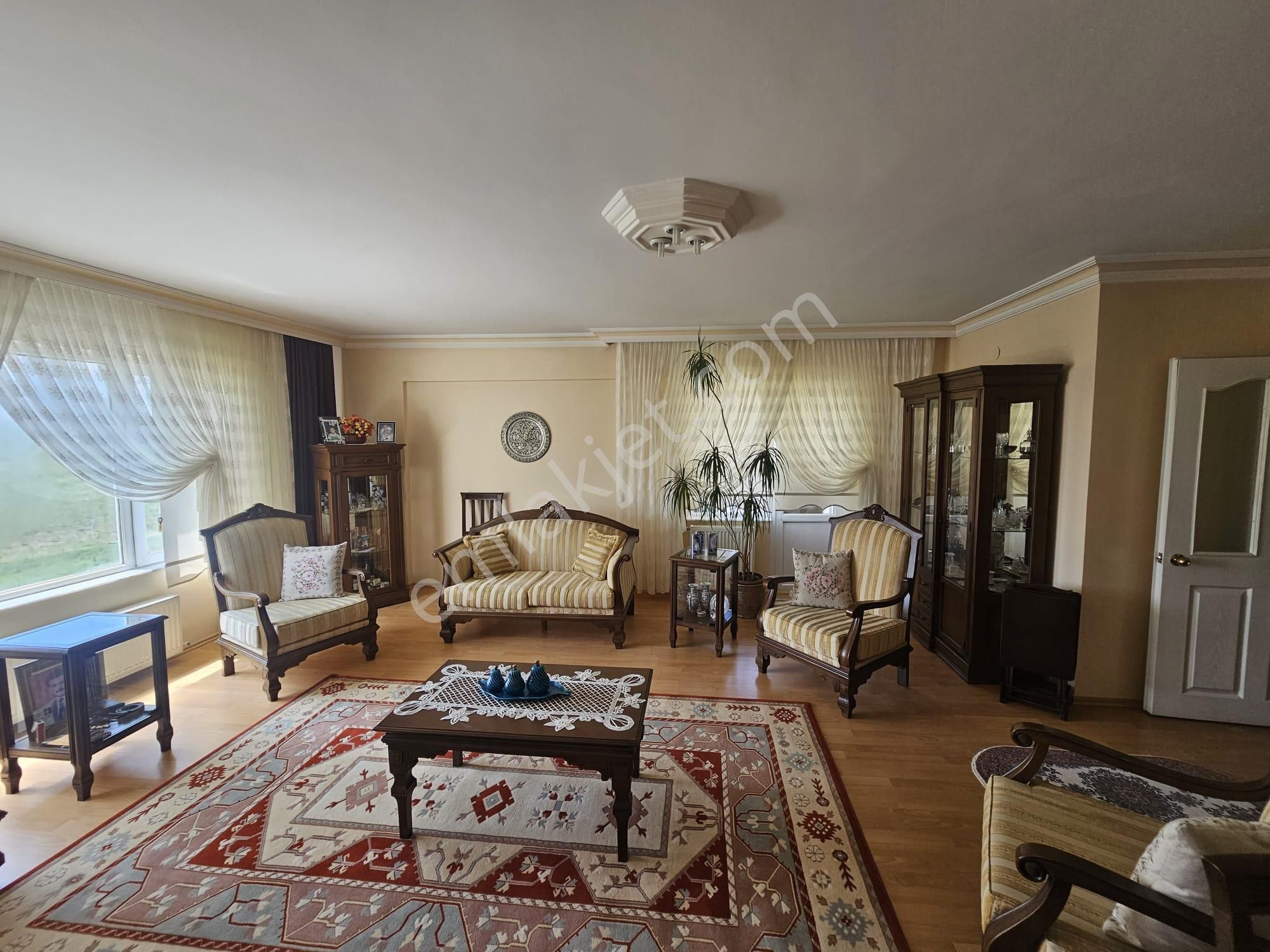 Çankaya Dikmen Mürsel Uluç Mh. 290m2 6+1 Güney Doğu Batı Cepheli Dubleks - Görsel 6