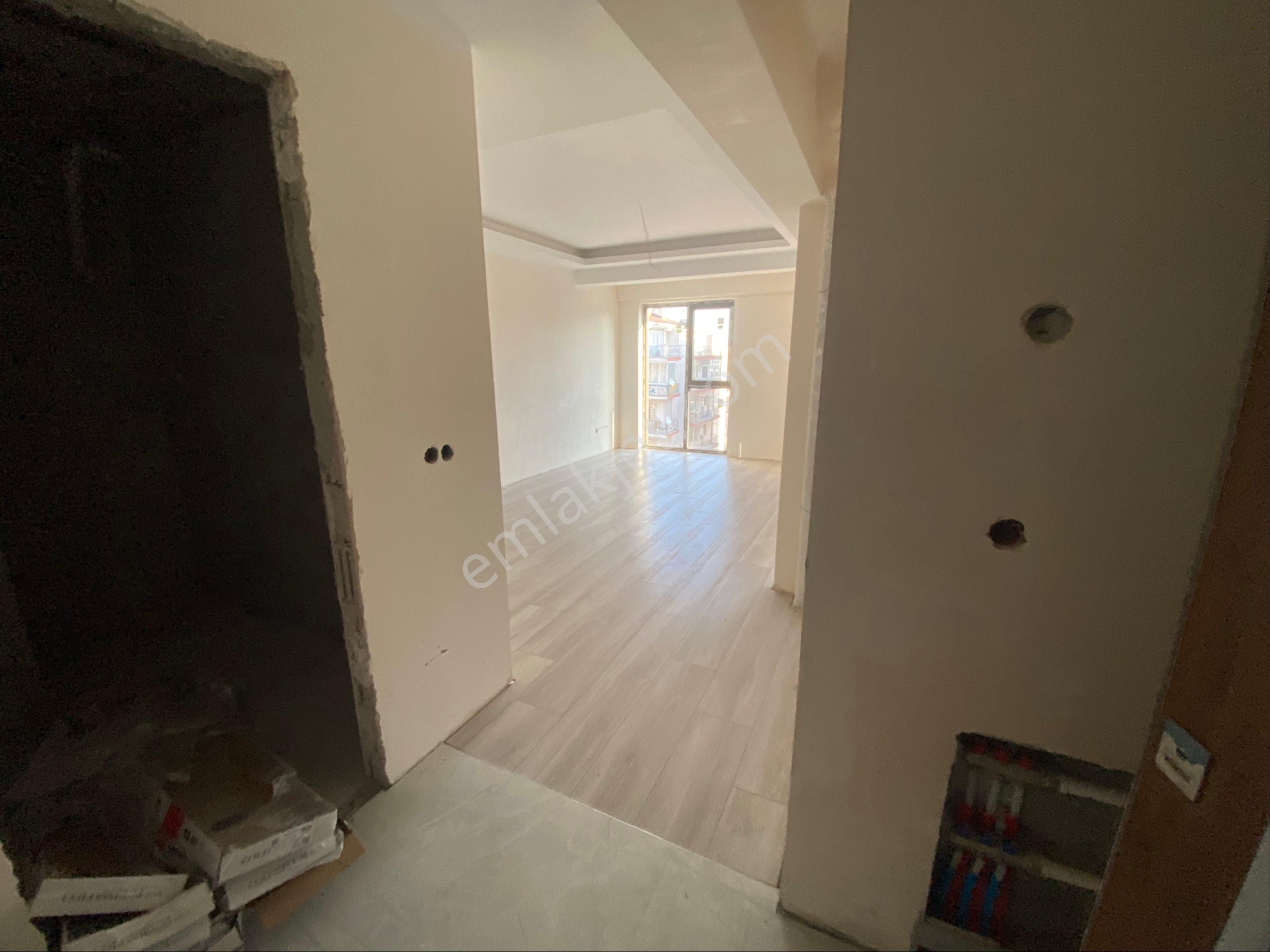 Ankara'nın Kalbi Kızılay'da Satılık Kapalı Garajlı Asansörlü 1+1 - Görsel 16