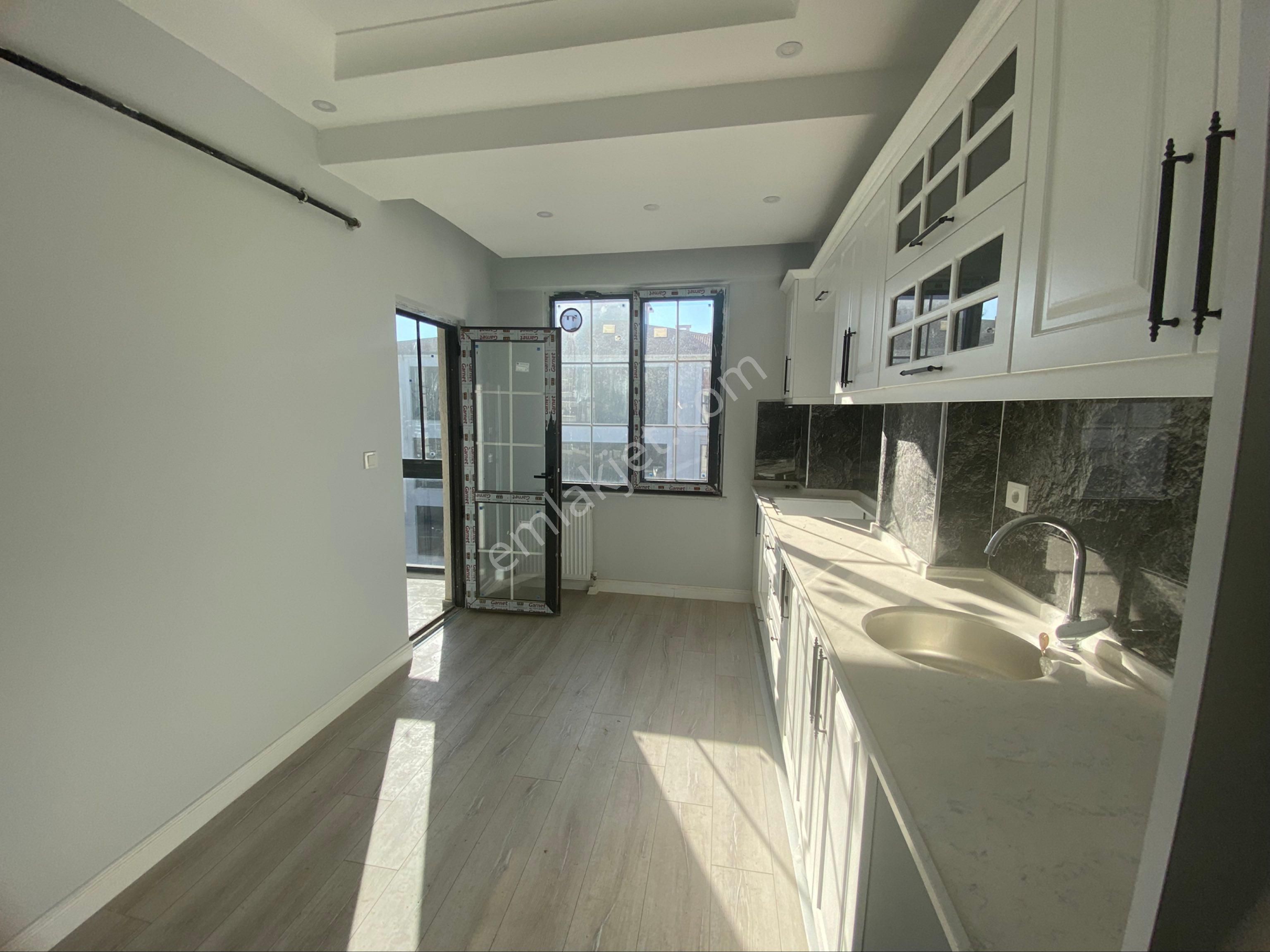 Çorlu Rumeli Mahallesi | Cumhuriyet Parkı Yakını | Geniş 3+1 Satılık Daire - Görsel 3