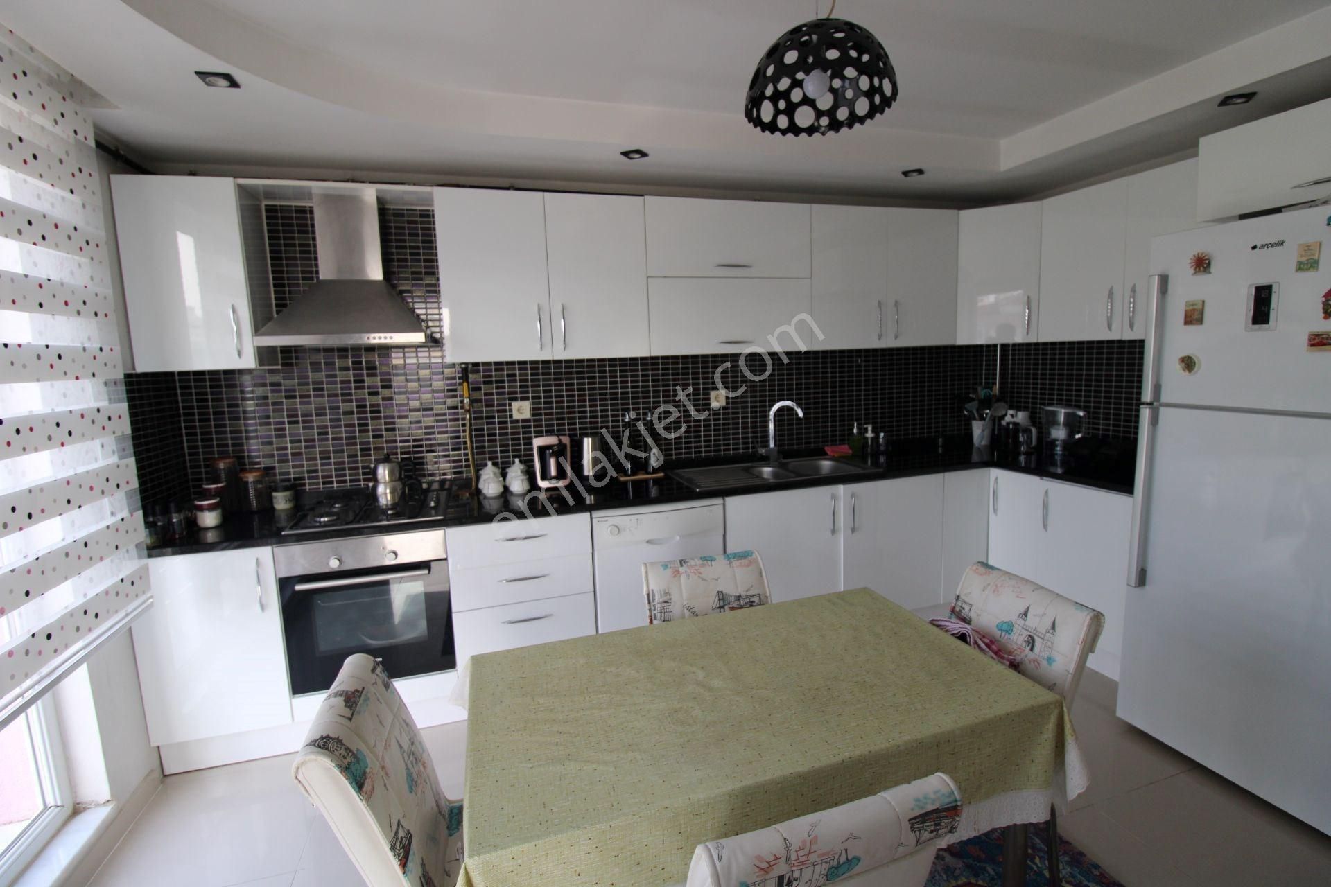 Startkey Yön Den Bahçelievlerde Satılık 3+1 160 M2 - Görsel 28