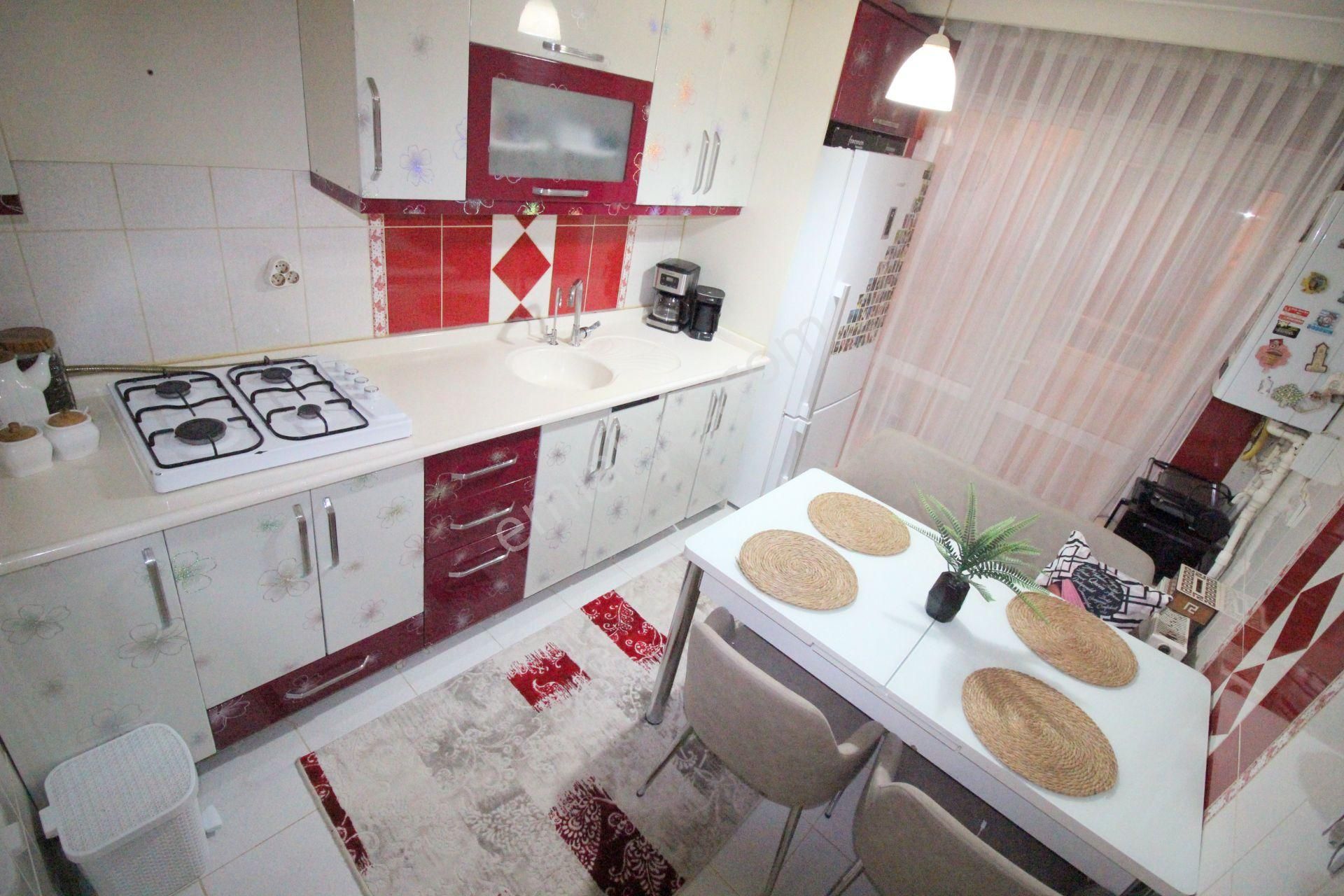 Hemdem Gayrimenkul'den Piyade'de Asansörlü **arakatta** 3+1 Satılık Daire - Görsel 3