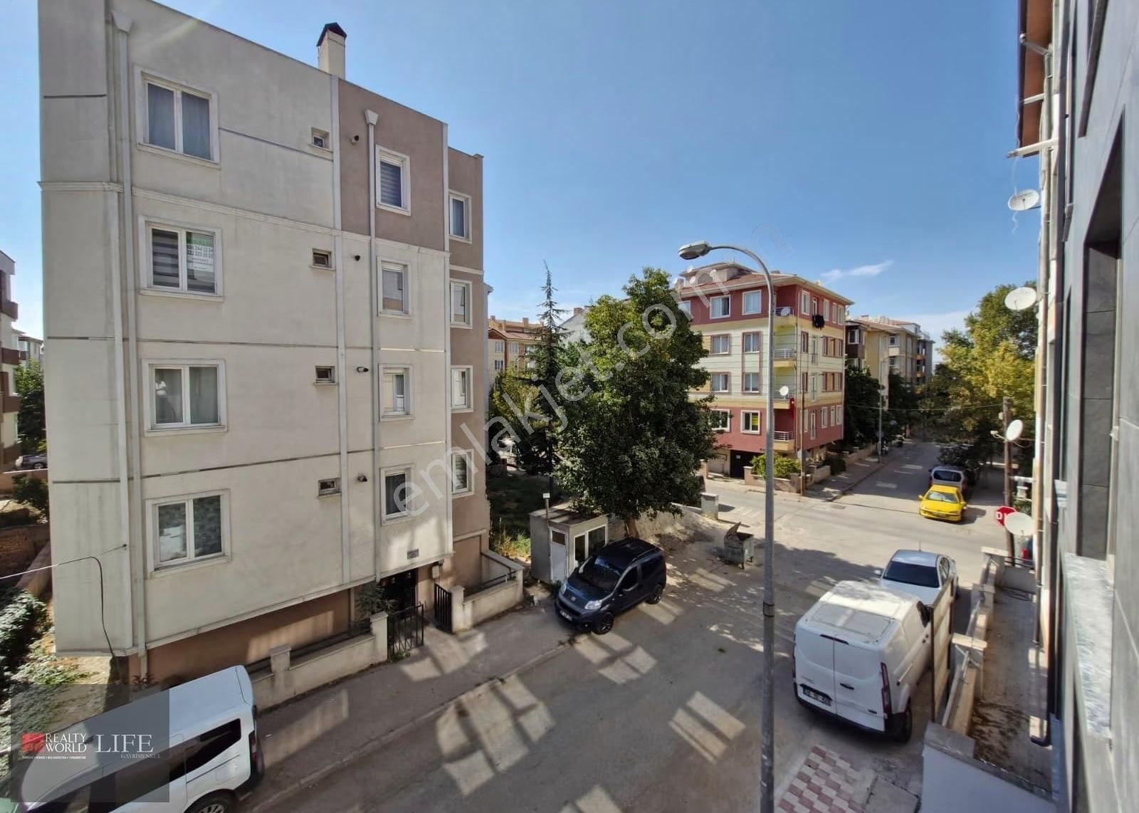 Rw Lıfe// Bahçelievler Mah. Plevne Sk. Satılık Sıfır 2+1 Daire - Görsel 4