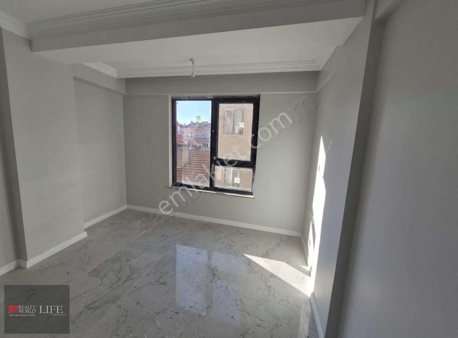 Rw Lıfe // Şirintepe Mahallesin'de Satılık Ara Kat 3+1 Daire - Görsel 11