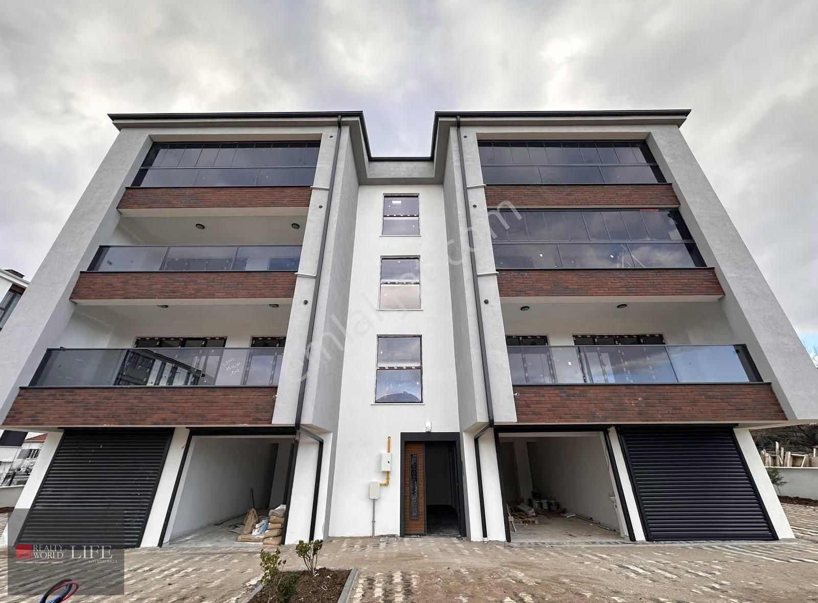 Rw Lıfe // Zincirlikuyu Mah.sıfır Lüks Satılık 3+1 Daire