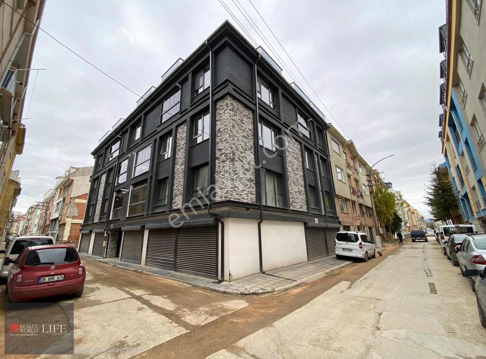 Rw Lıfe //ışıklar Mh Sivrihisar Cd Yakını Özel Garajlı 3+1 Daire - Görsel 27