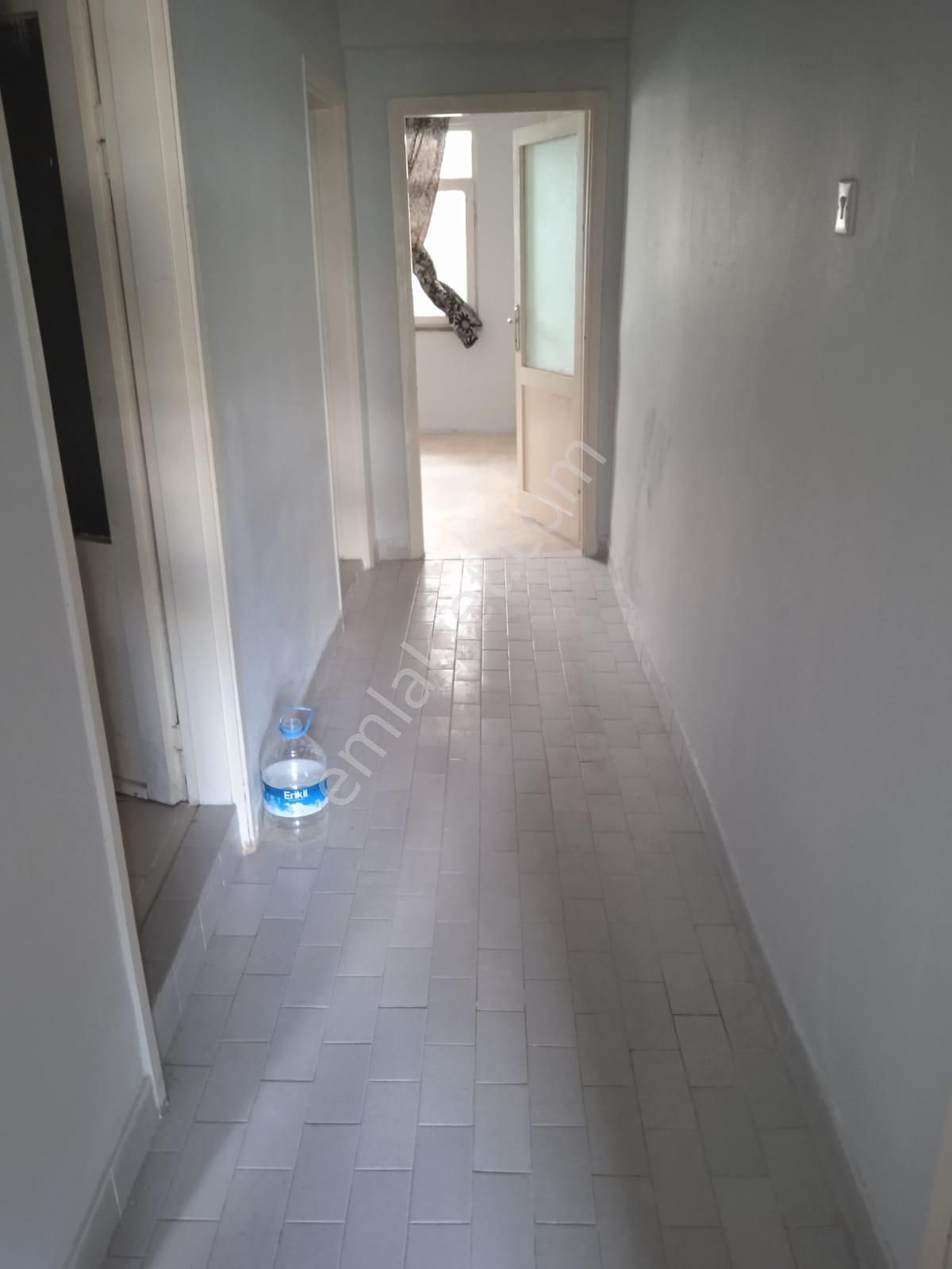 Şekercioğlu'ndan Çiftlikköy Sahilde 2+1 Boş Kiralık Daire