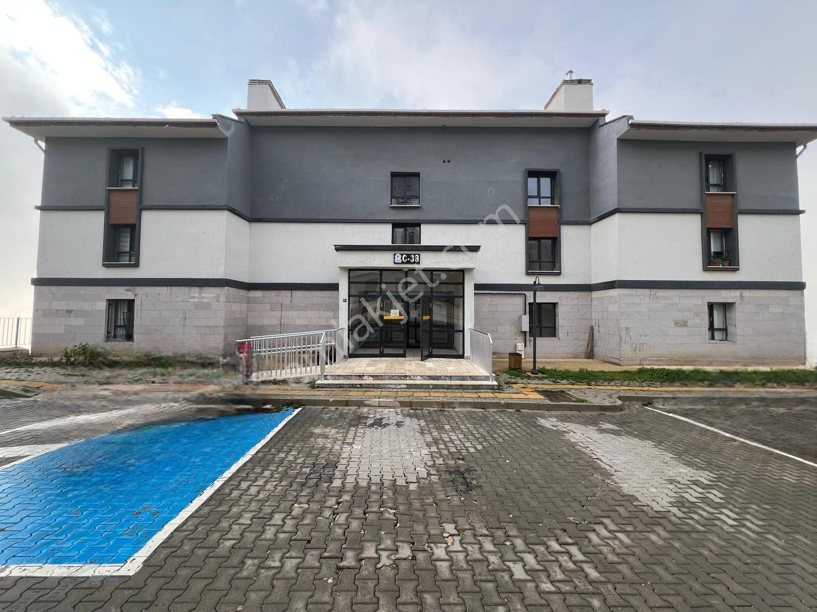 Roma' Dan 3. Etap Toki' De Kiralık Daire