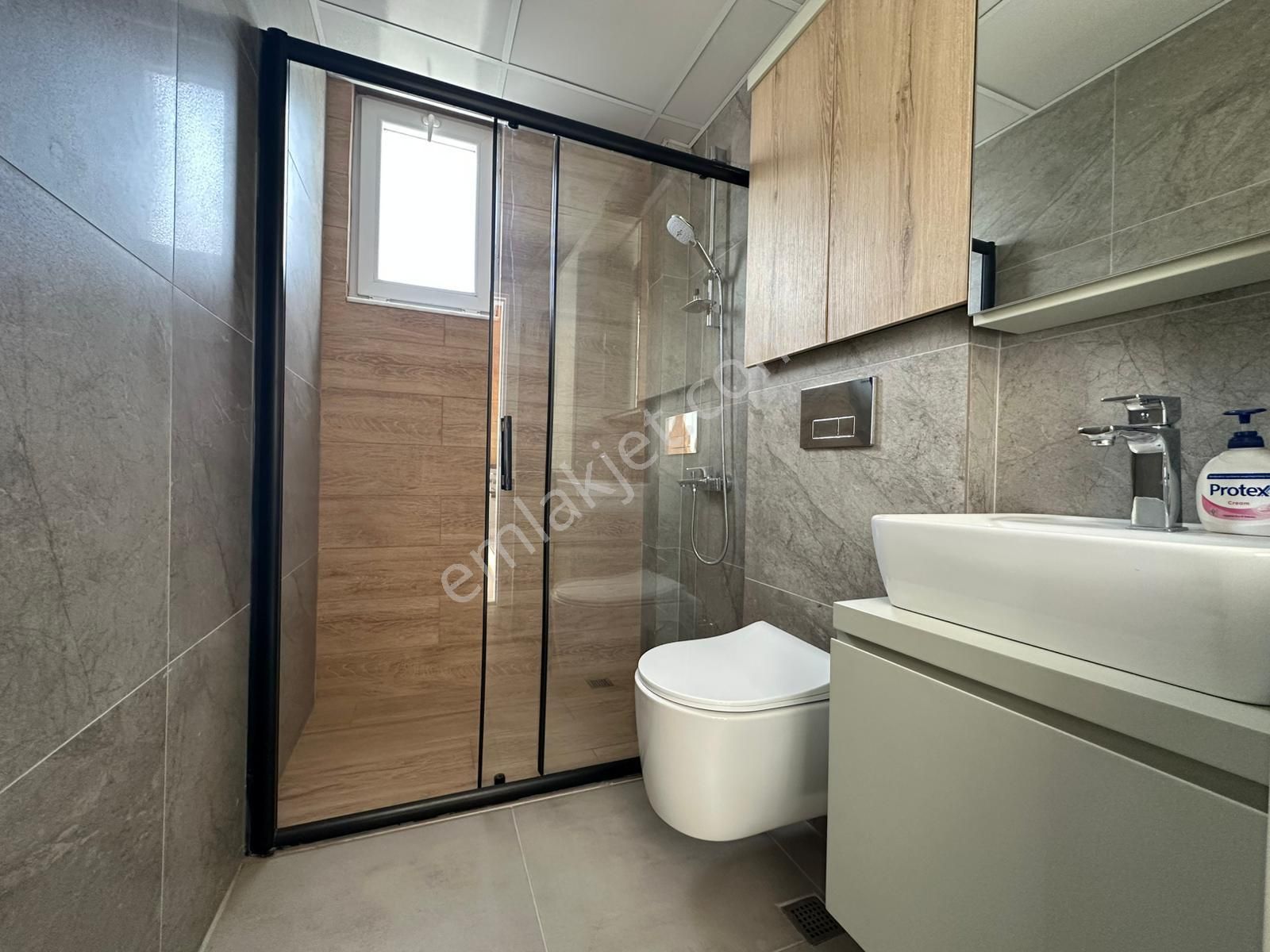 Altıntaşta Caddeye Yakın Havuzlu Katta Satılık Daire - Görsel 9