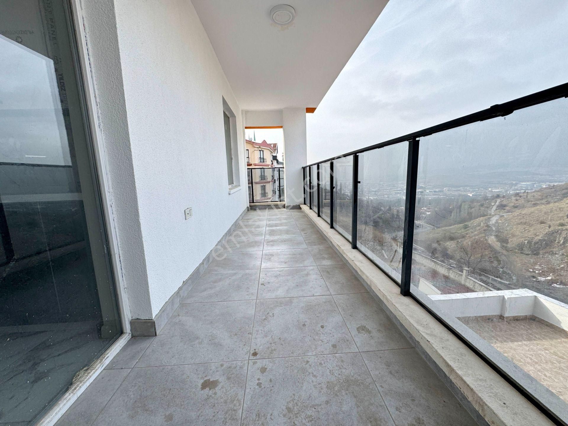 Sıfır 3+1 Site İçinde Cadde Üzeri Manzaralı K.otopark İskanlı - Görsel 19