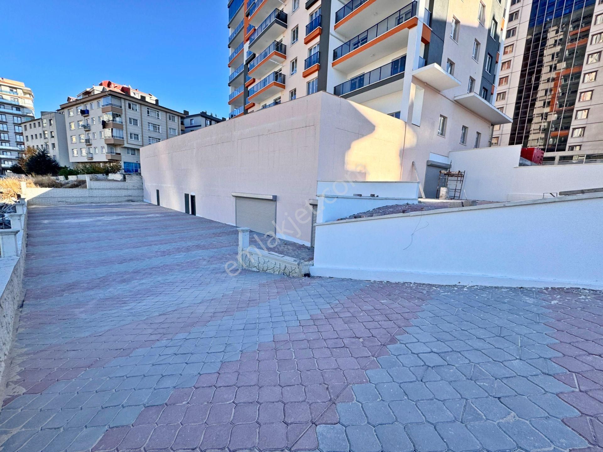 Sıfır 3+1 Site İçinde Cadde Üzeri Manzaralı K.otopark İskanlı - Görsel 12