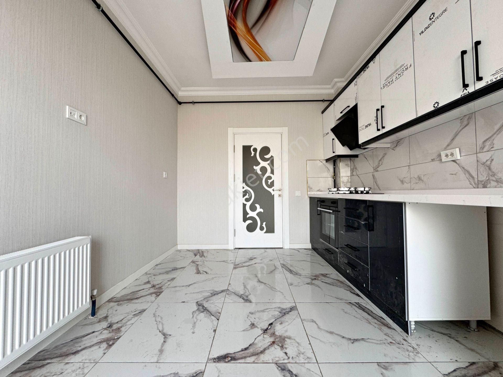 Sıfır 3+1 Site İçinde Cadde Üzeri Manzaralı K.otopark İskanlı - Görsel 34