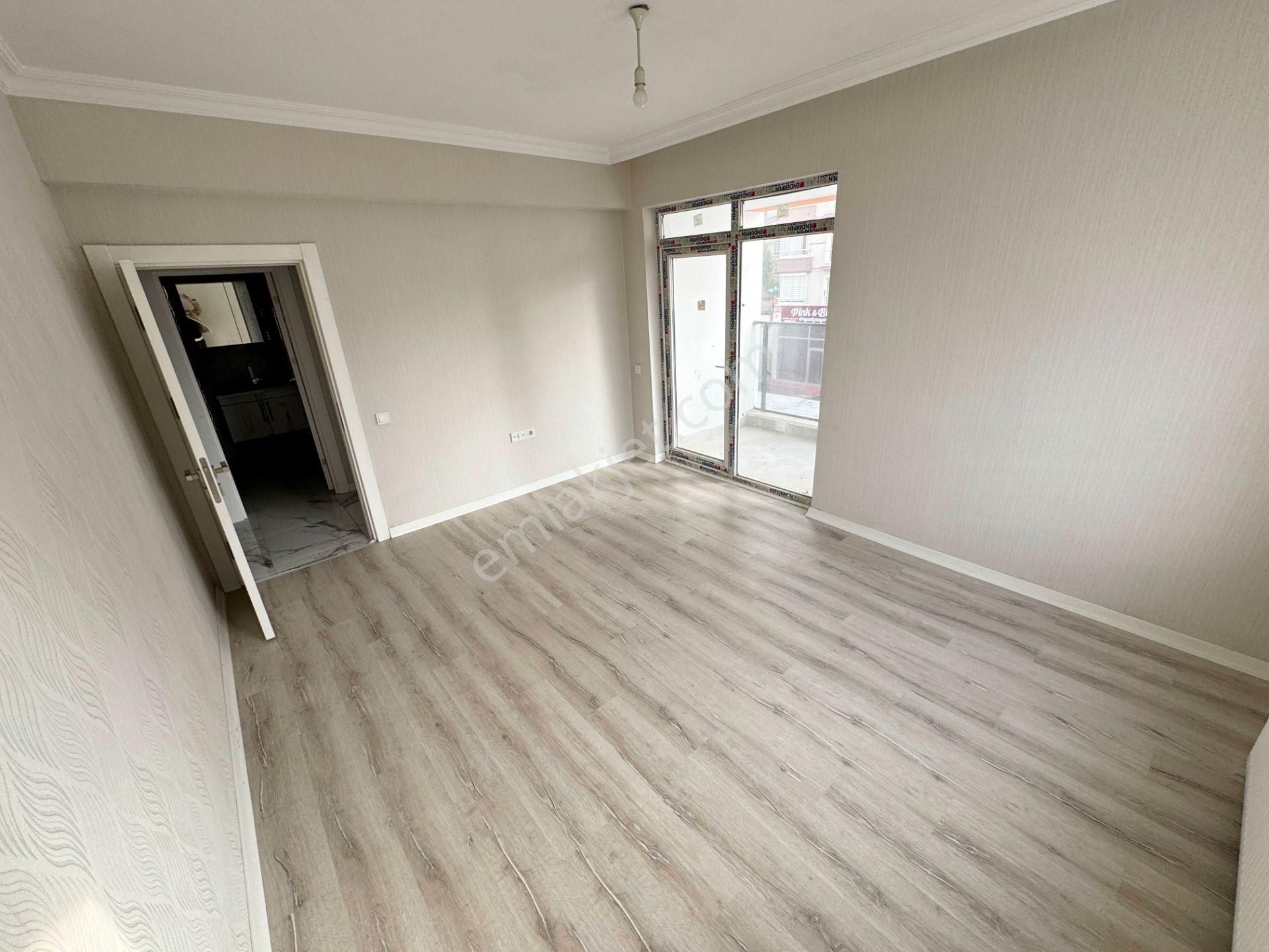 Sıfır 3+1 Site İçinde Cadde Üzeri Manzaralı K.otopark İskanlı - Görsel 17