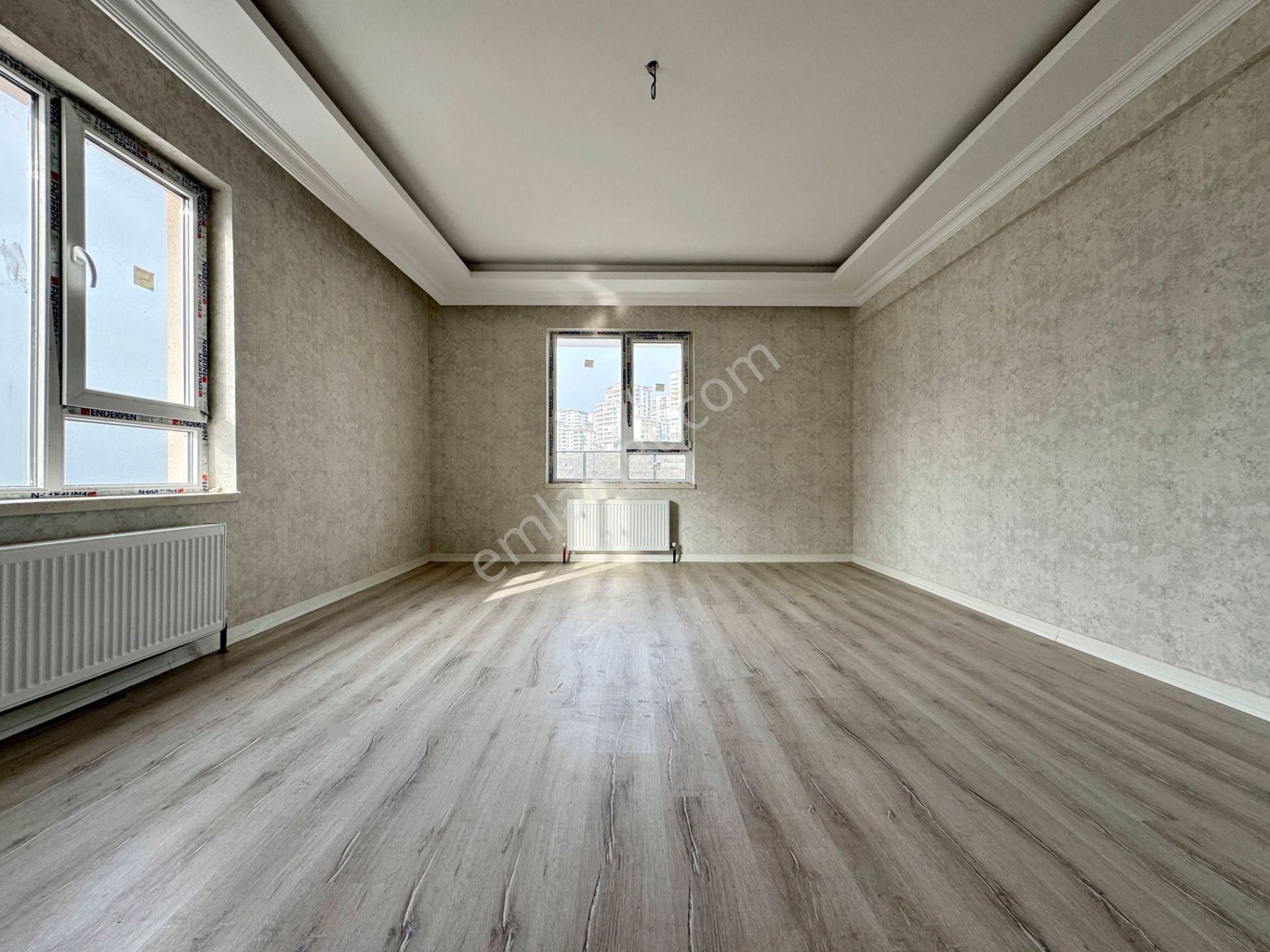 Sıfır 3+1 Site İçinde Cadde Üzeri Manzaralı K.otopark İskanlı - Görsel 10