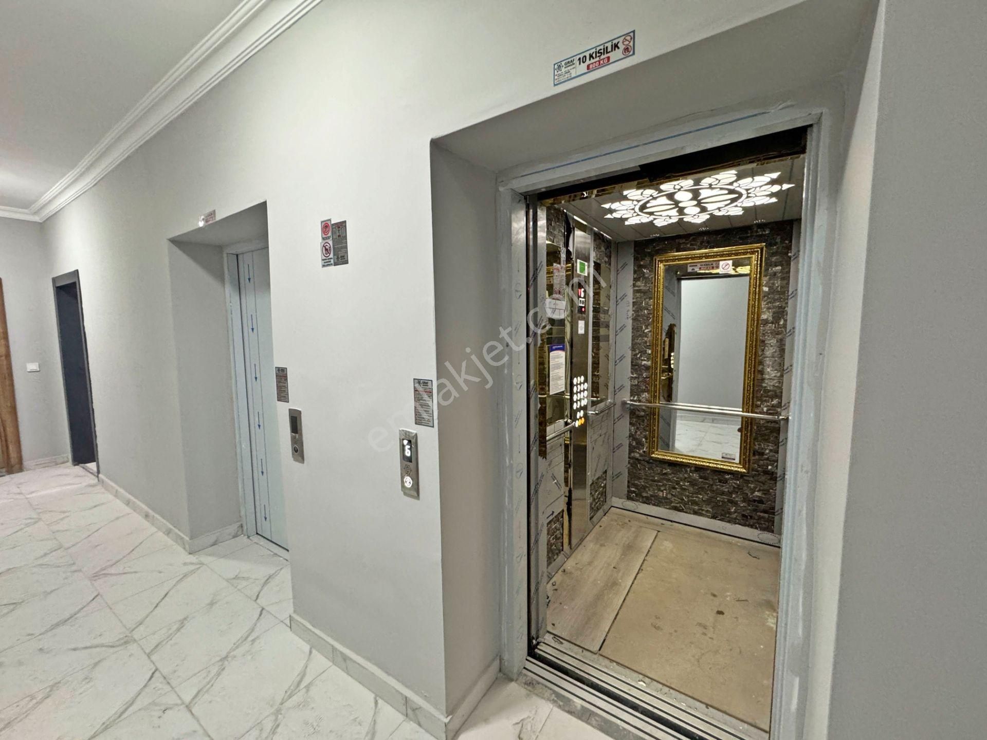 Sıfır 3+1 Site İçinde Cadde Üzeri Manzaralı K.otopark İskanlı - Görsel 29