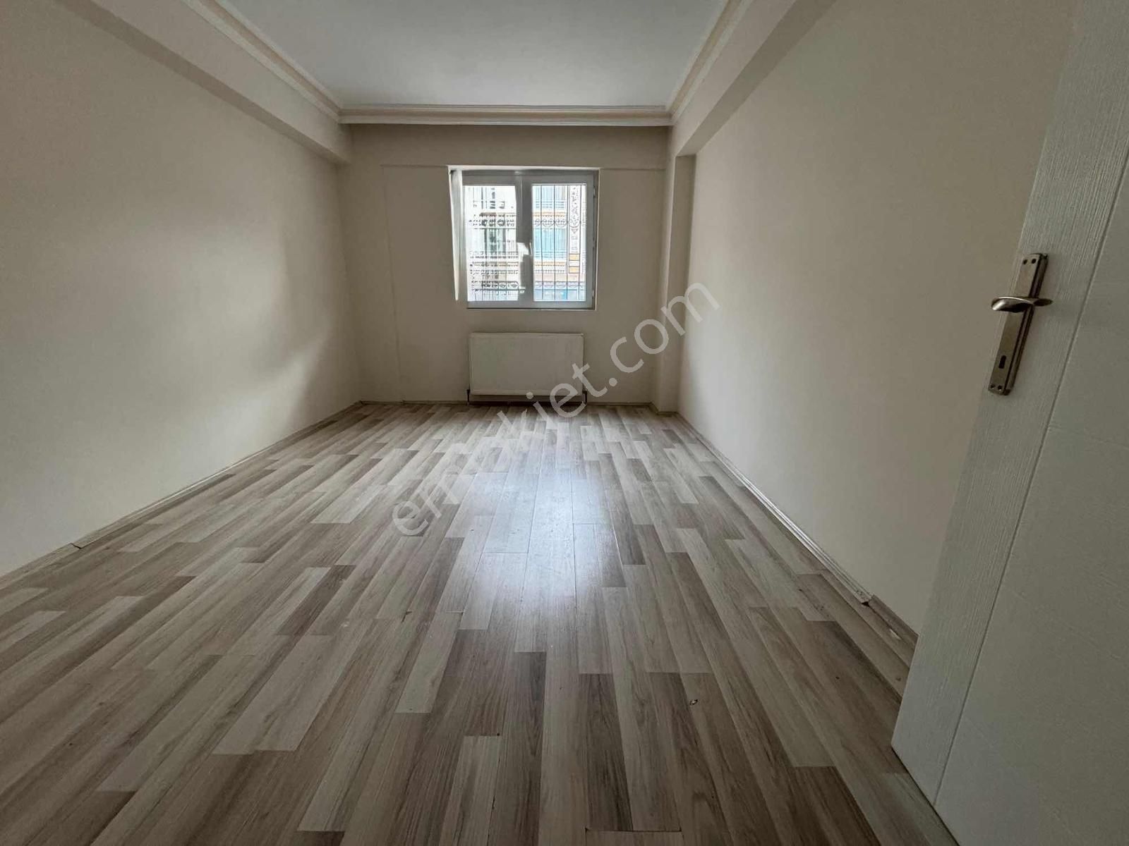 Şentürk Gayrimenkul'den **3+1**masrafsız//kilerli//çift Banyolu - Görsel 5