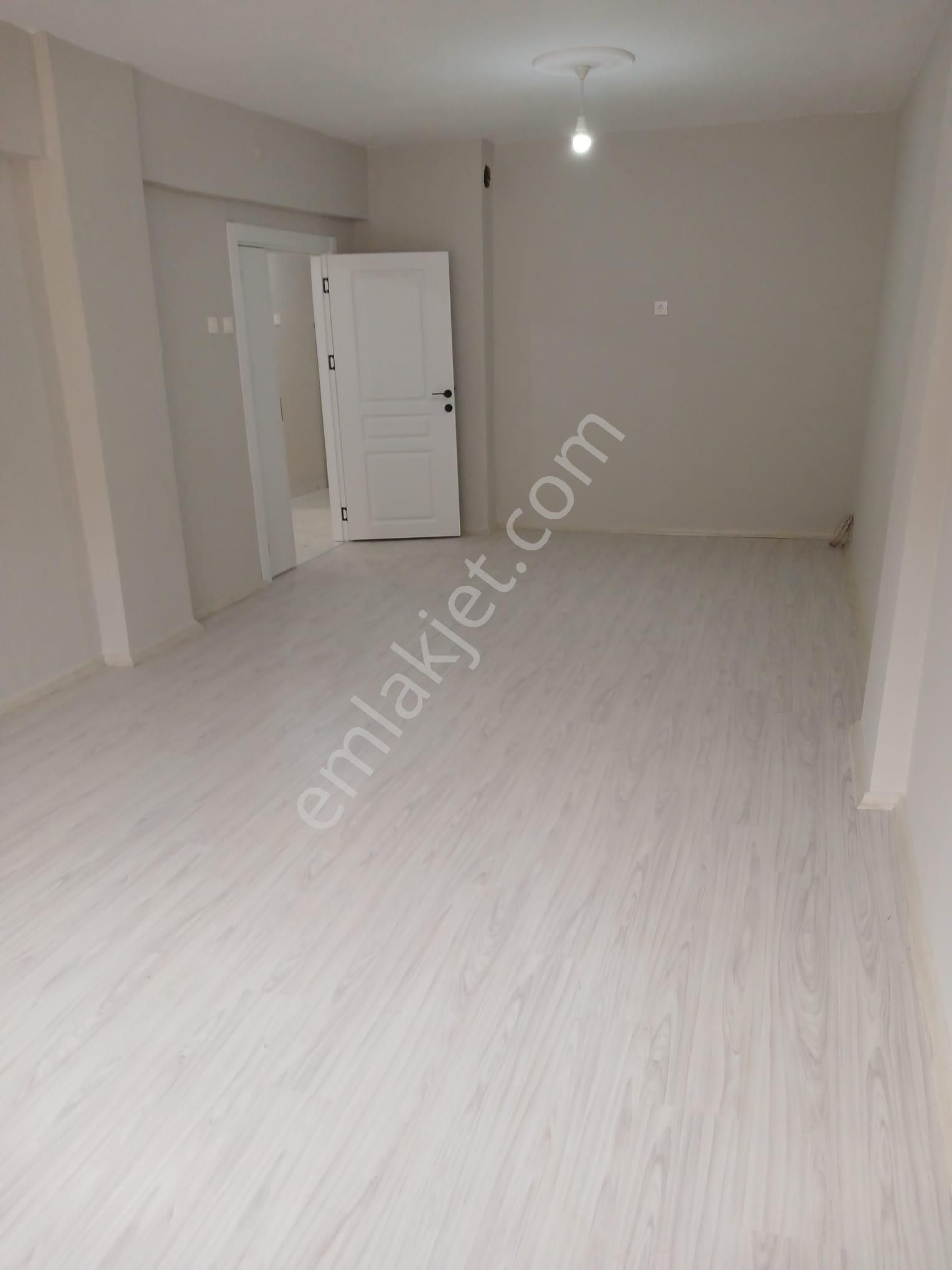 Kaçırmayın Tepebaşı Mamure Mah. Çarşıya Yakın Satılık 2+1 Bakımlı Daire - Görsel 8