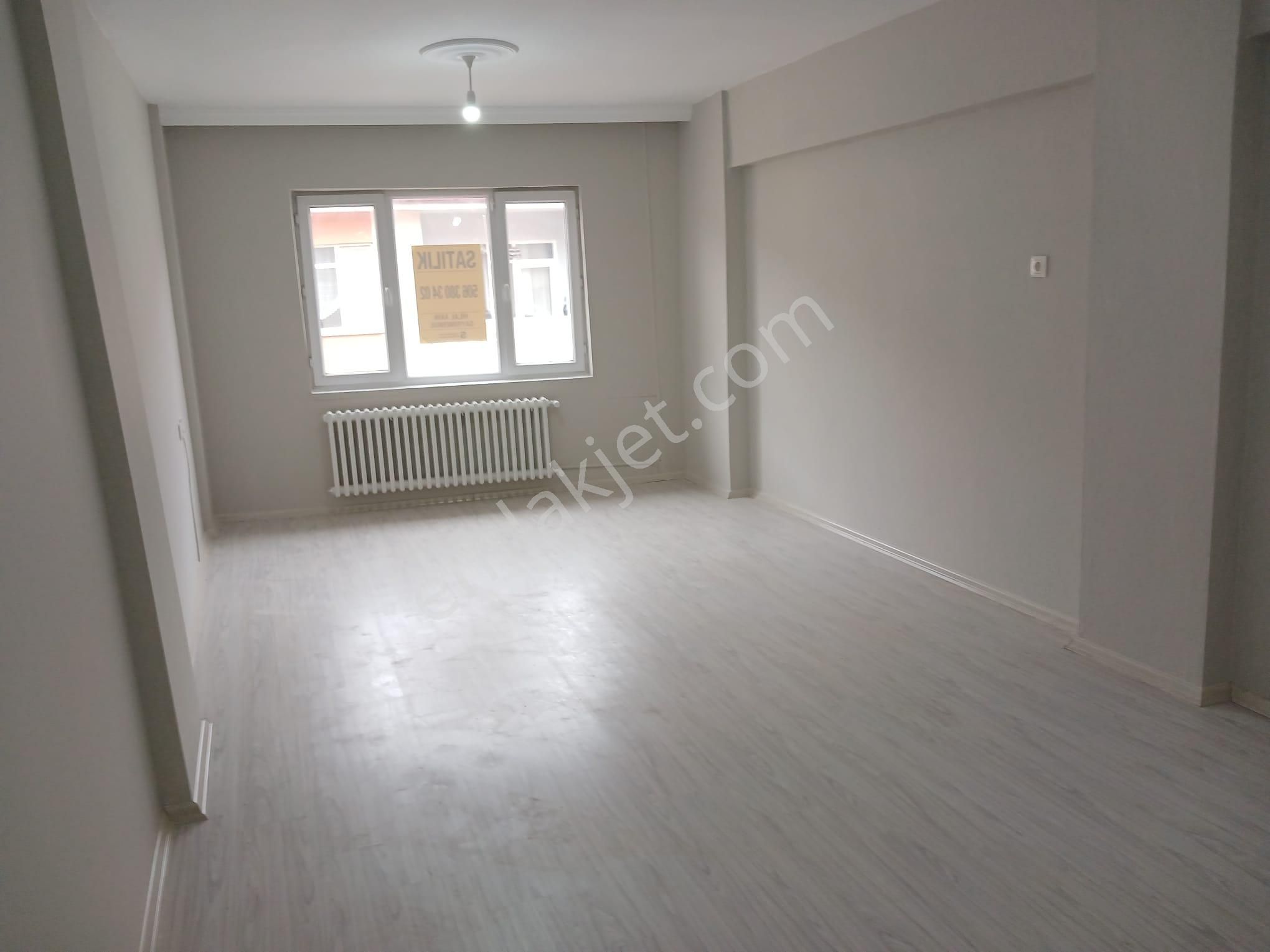 Kaçırmayın Tepebaşı Mamure Mah. Çarşıya Yakın Satılık 2+1 Bakımlı Daire - Görsel 9