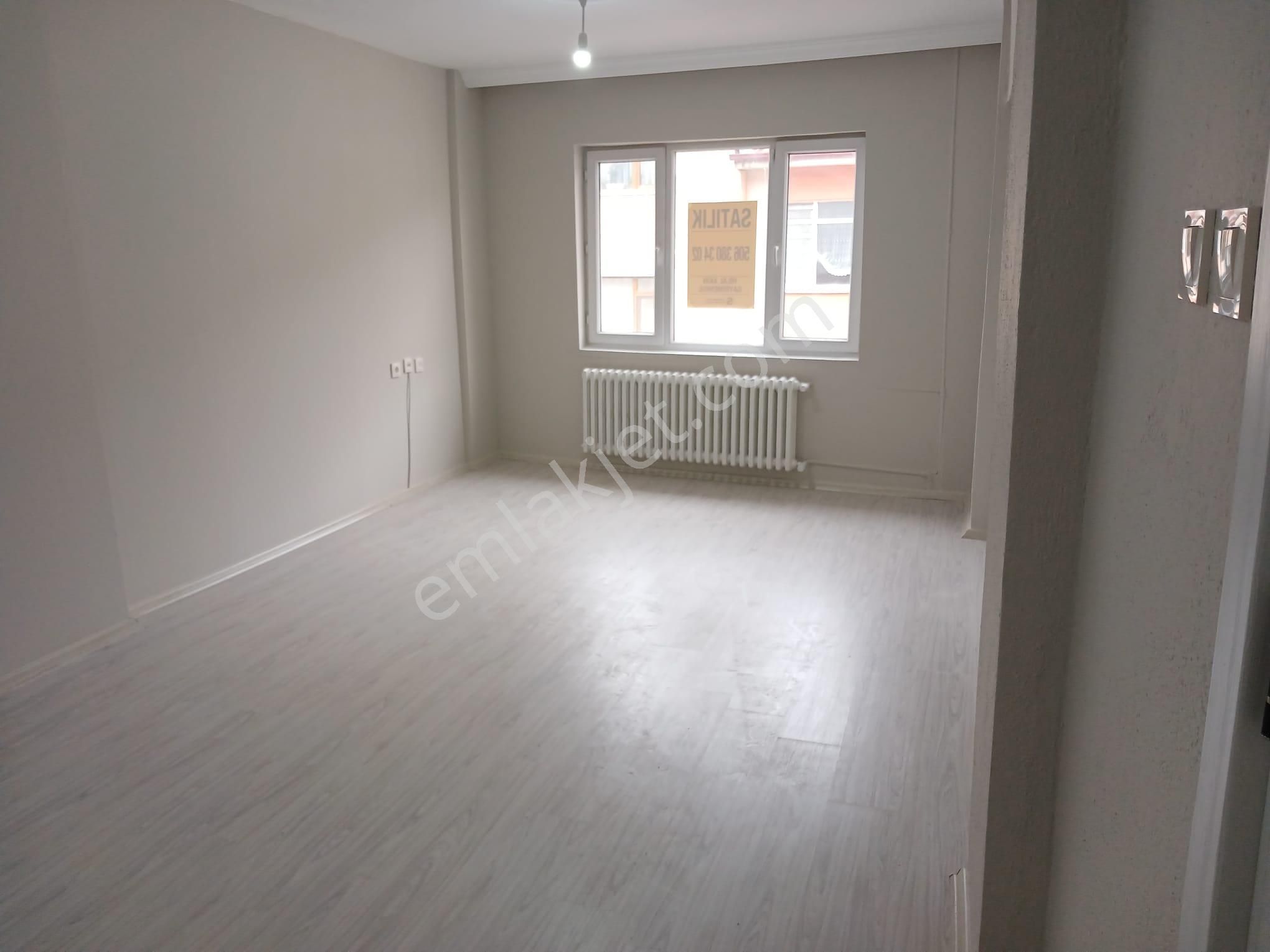 Kaçırmayın Tepebaşı Mamure Mah. Çarşıya Yakın Satılık 2+1 Bakımlı Daire - Görsel 7