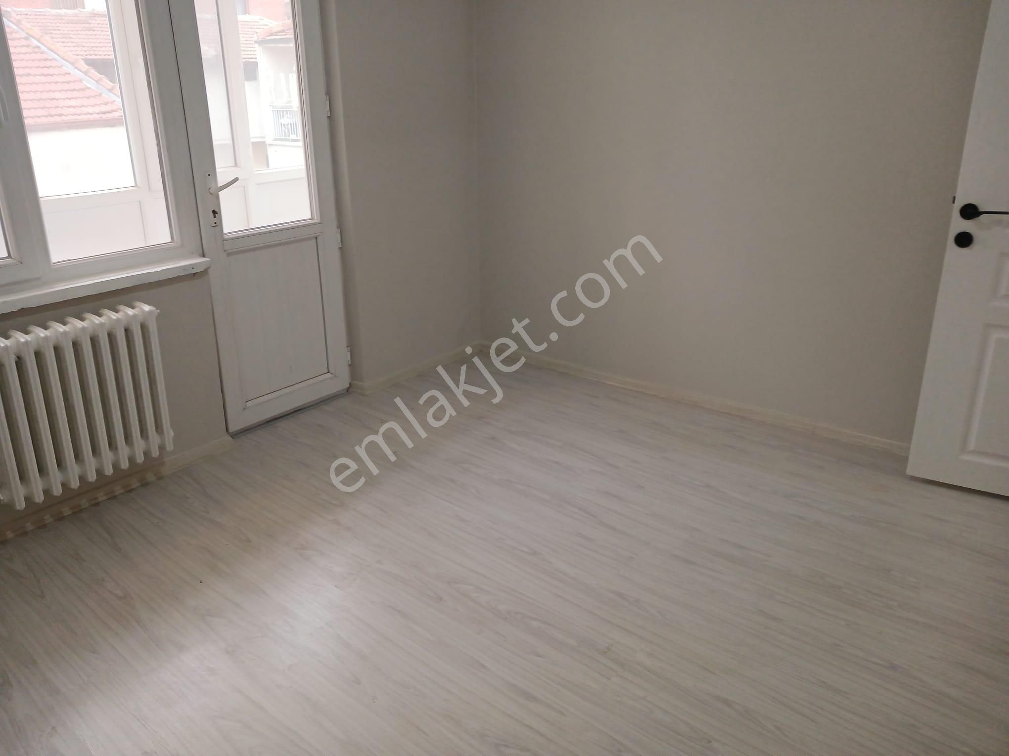 Kaçırmayın Tepebaşı Mamure Mah. Çarşıya Yakın Satılık 2+1 Bakımlı Daire - Görsel 23