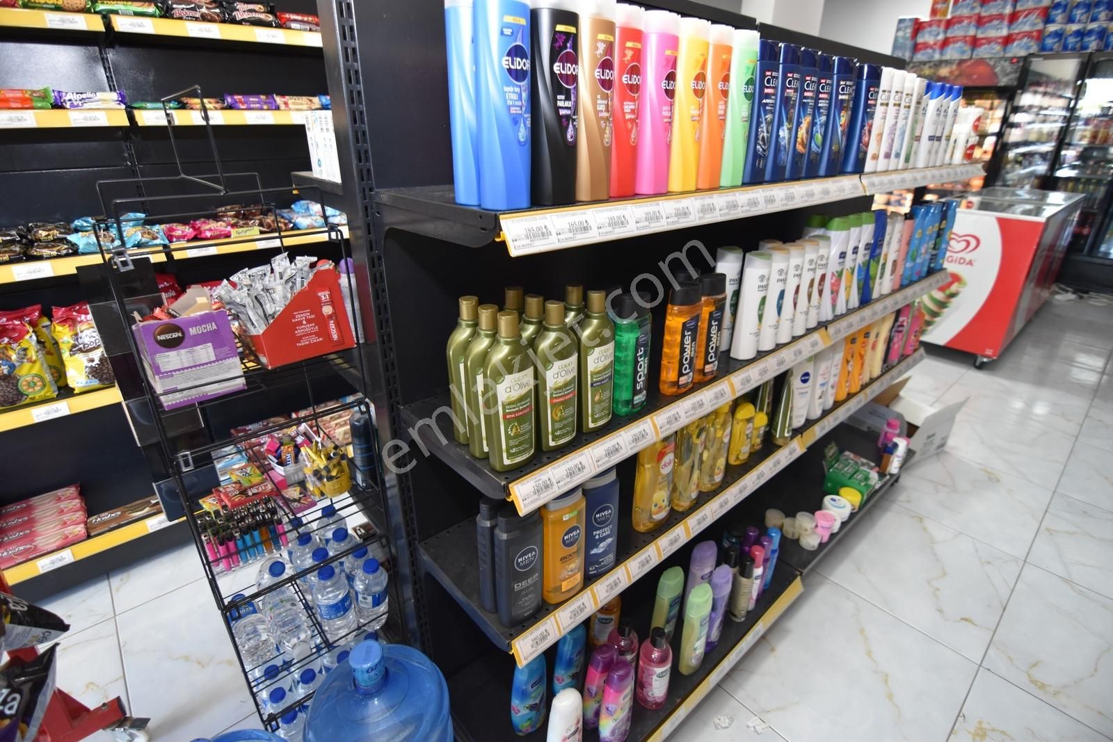 Toki 8.etapta Devren Kiralık Market - Görsel 10