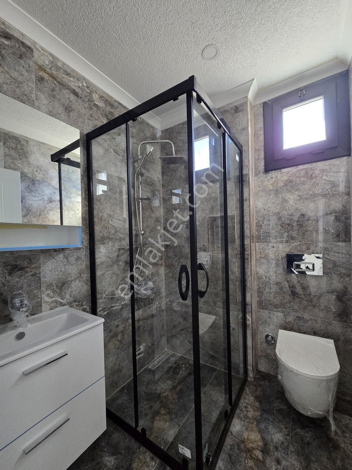 Efeler’de Tam Müstakil 260 M2 Arsa İçerisinde, Eşyalı Lüks Villa - Görsel 15