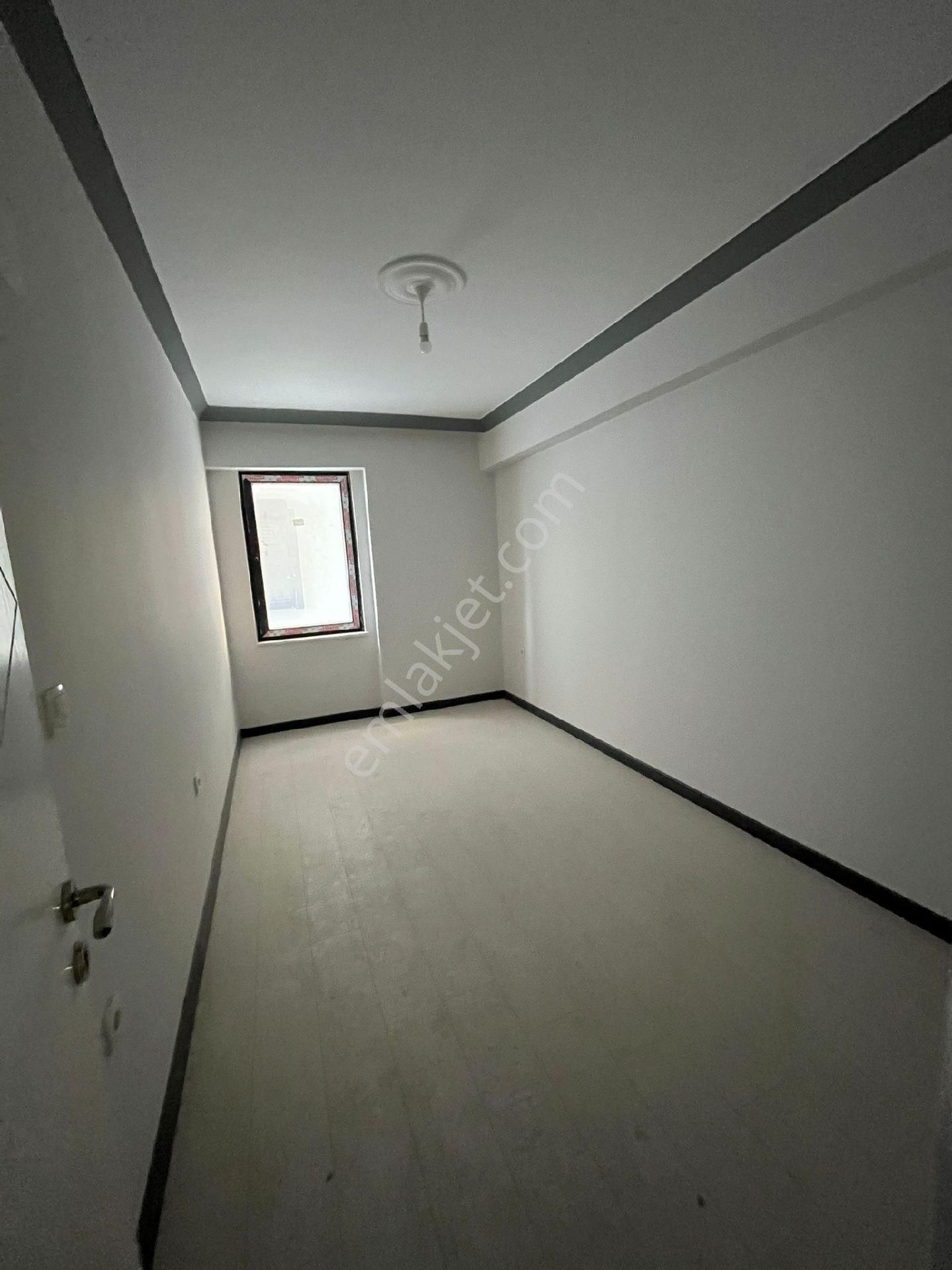 Burhaniye Hürriyet Mah. 3+1 Satılık Daire - Görsel 11